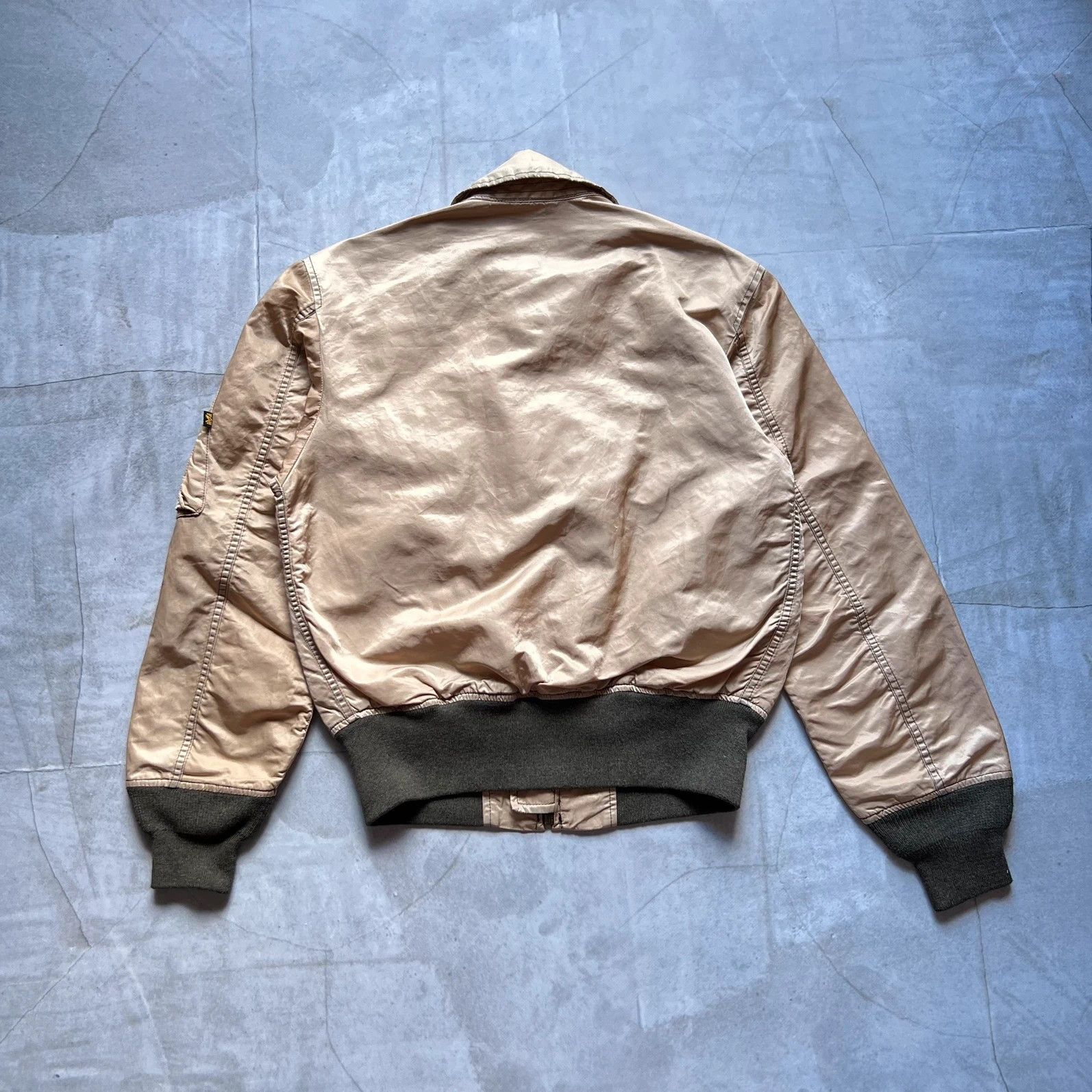 Alpha Industries vintage Alpha Industries bomber jacket army USA CWU-45P Size US M / EU 48-50 / 2 - 11 Thumbnail