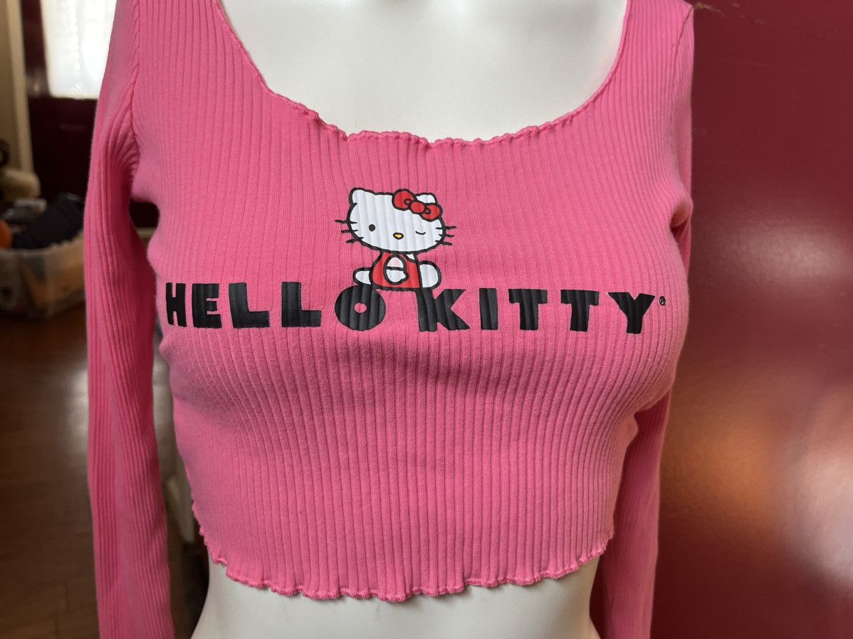 Shein Crop top long sleeves size M SHEIN x Hello Kitty & Friends Size M / US 6-8 / IT 42-44 - 6 Thumbnail