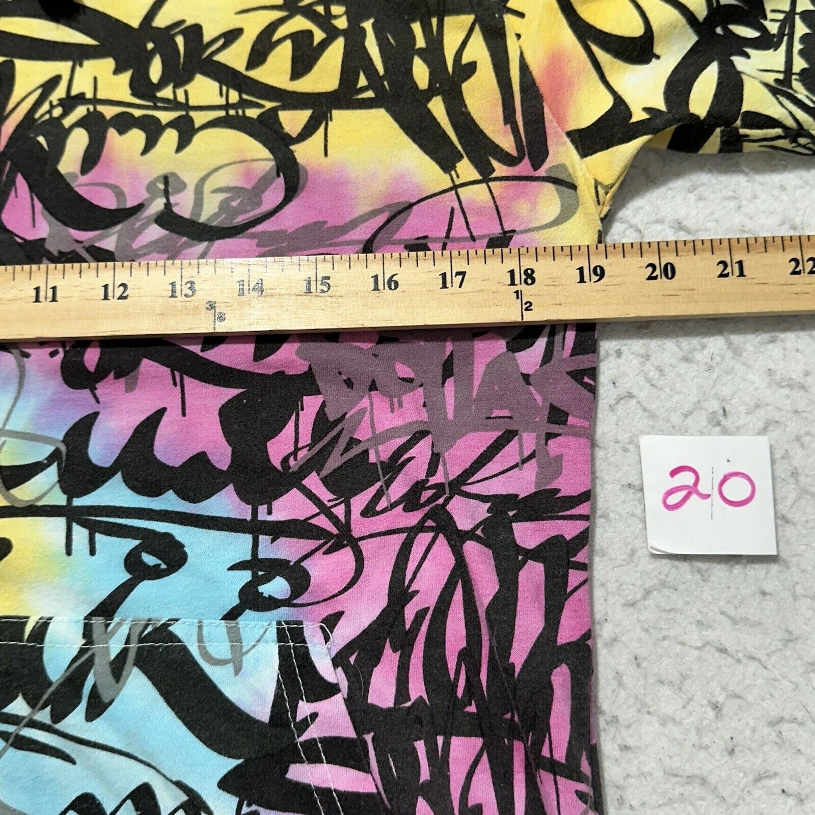 Massive Massive Small Hooded Graphic T Shirt Colorful Tie Dye Tee Size US S / EU 44-46 / 1 - 8 Thumbnail