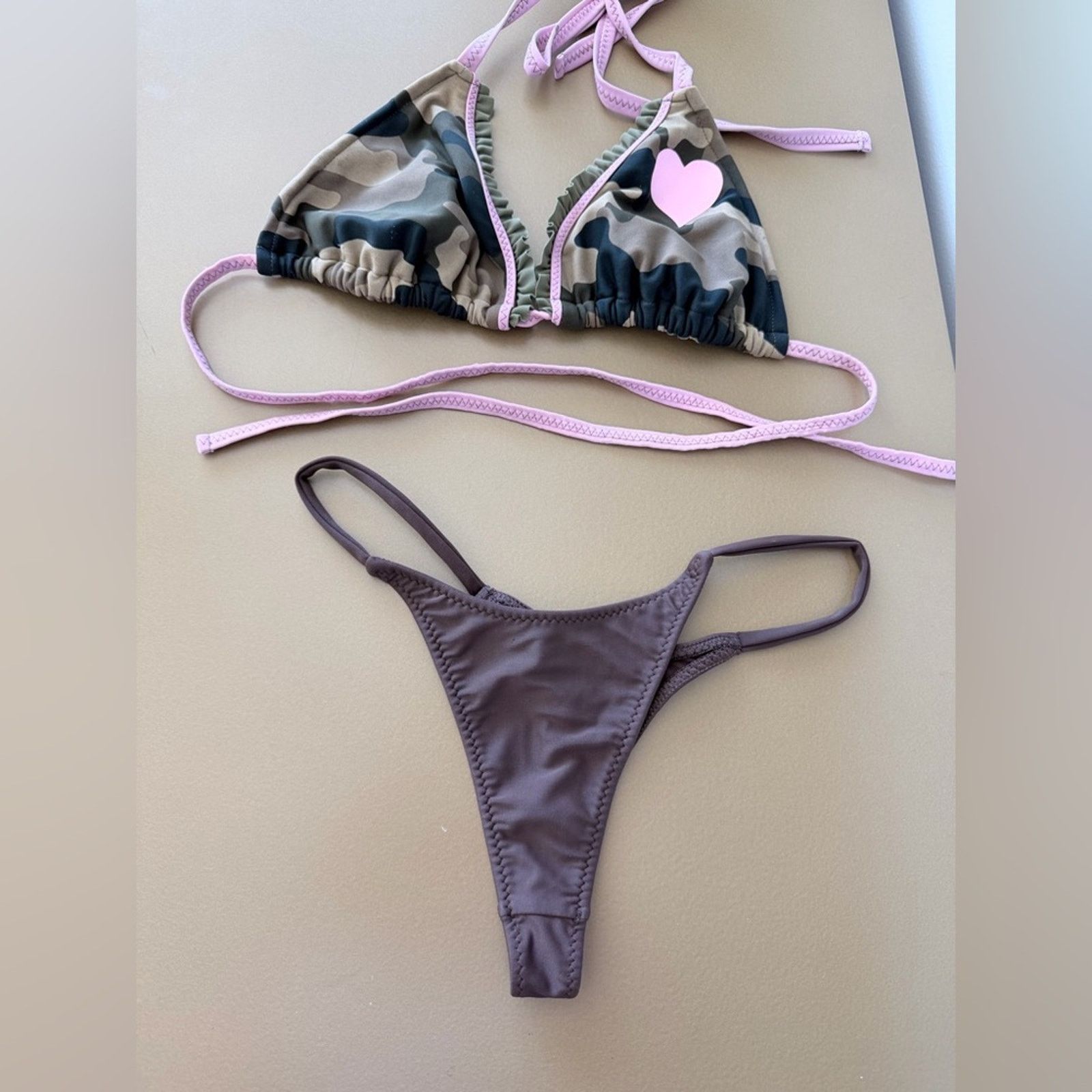 Other Camo Bikini Swimsuit Swimwear 2 piece Set with Pink Heart S Size ONE SIZE - 6 Thumbnail