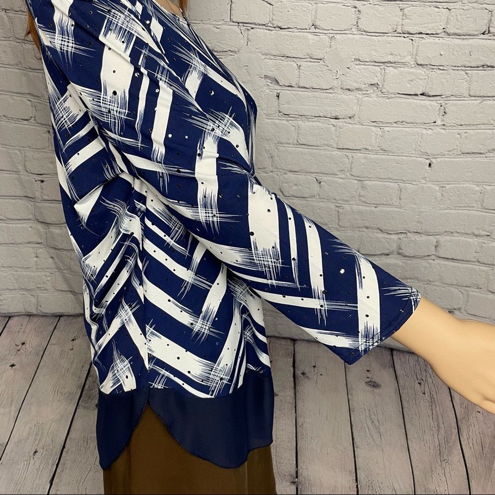 Other New Kate Lilly Designs Blue White 3/4 Sleeve Top Size M Size M / US 6-8 / IT 42-44 - 4 Thumbnail