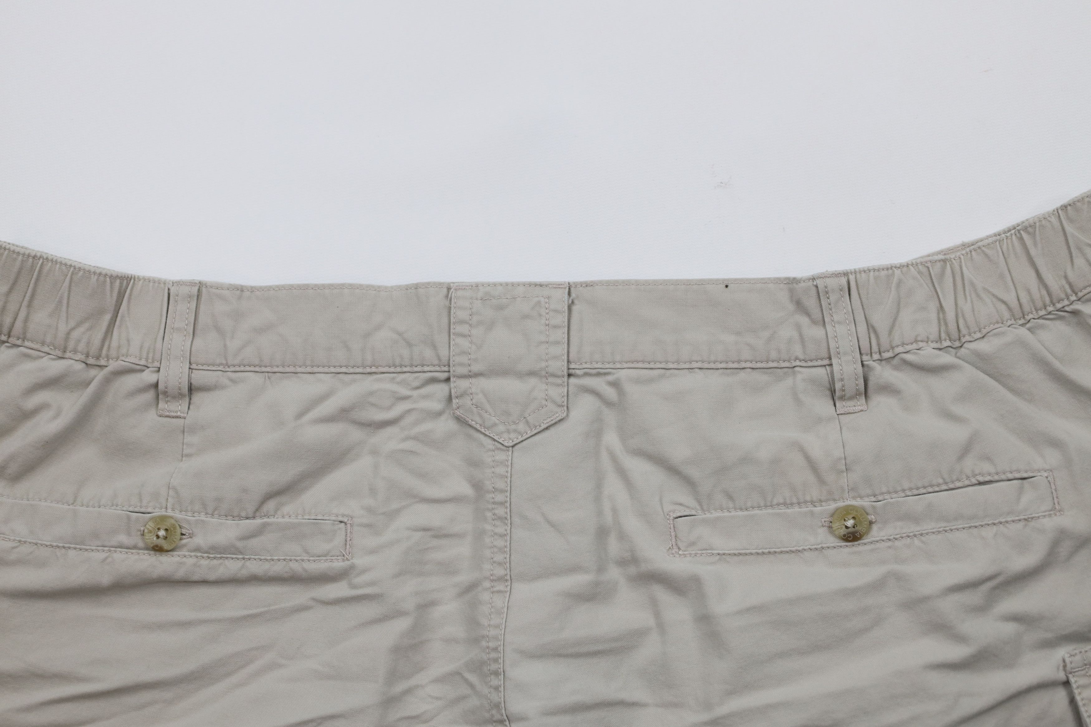 Columbia × Vintage Vintage Columbia Spell Out Above Knee Cargo Shorts Cotton Size US 42 / EU 58 - 10 Thumbnail