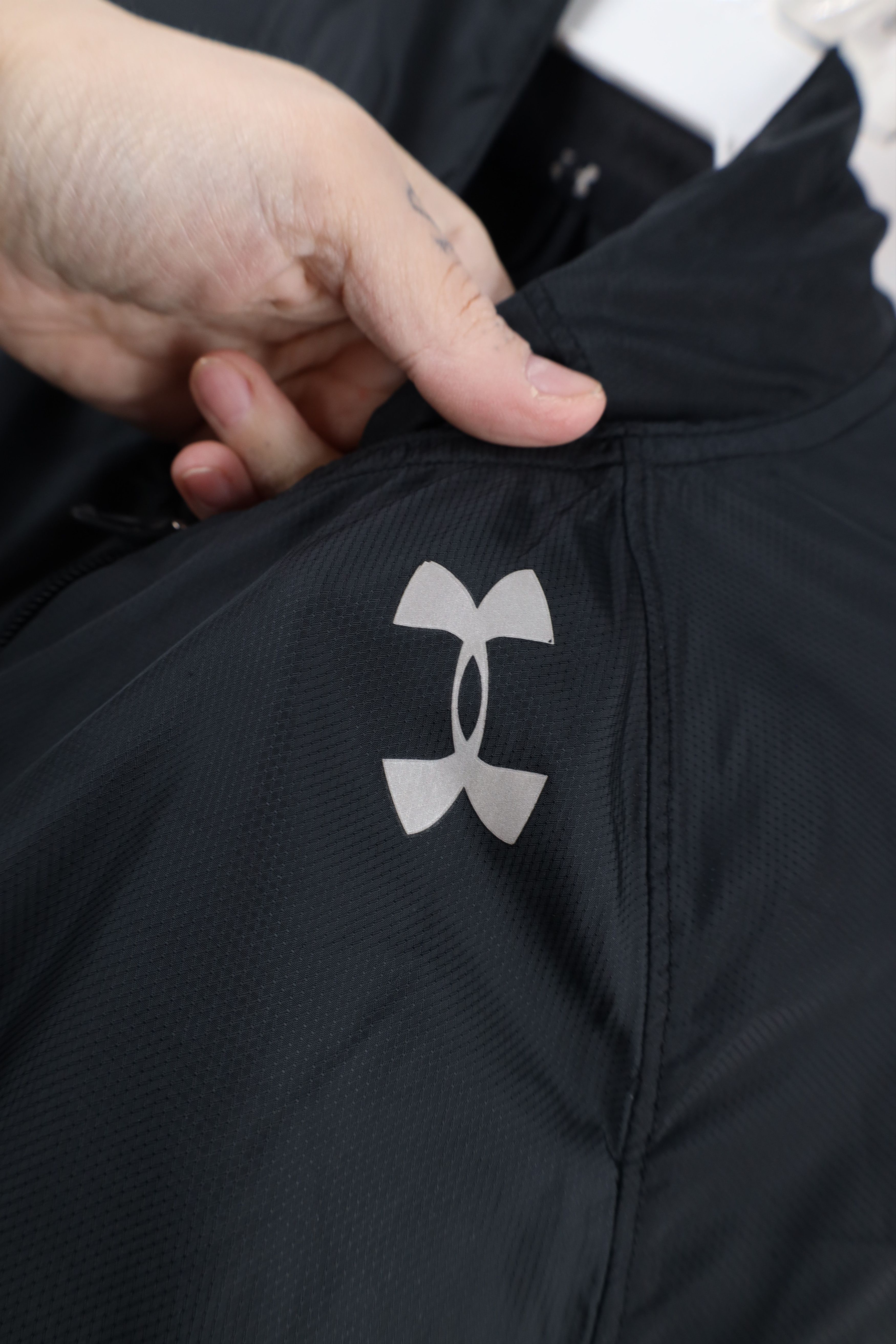 Under Armour × Vintage Under Armour Season Gear Lightweight Rain Windbreaker Jacket Size US M / EU 48-50 / 2 - 7 Thumbnail