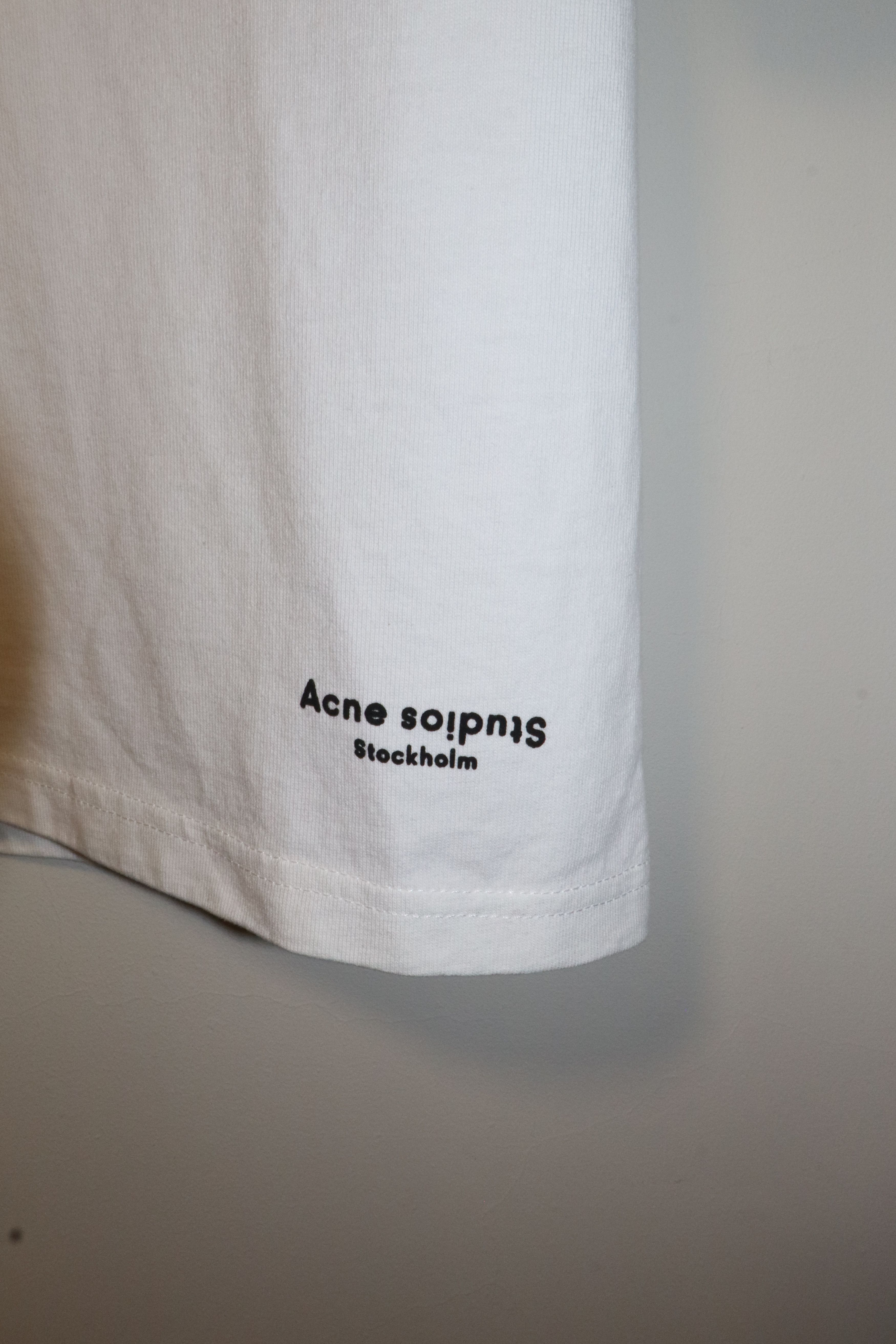 Acne Studios Logo print t-shirt Size XS / US 0-2 / IT 36-38 - 2 Thumbnail
