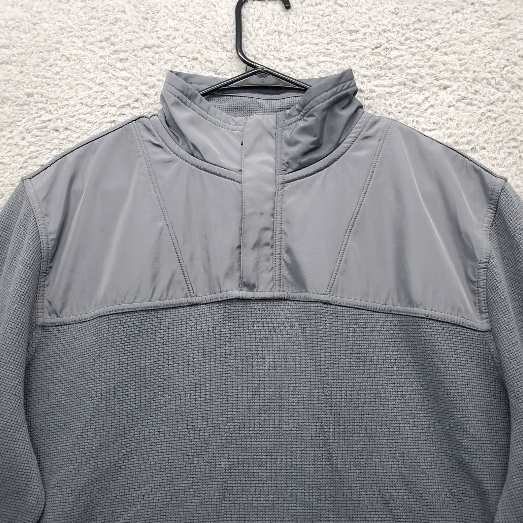 Banana Republic Banana Republic Mens Golf Sweatshirt Shirt L Gray 1/4 Zip Raglan Mock Neck Performance Athletic Size US L / EU 52-54 / 3 - 3 Thumbnail
