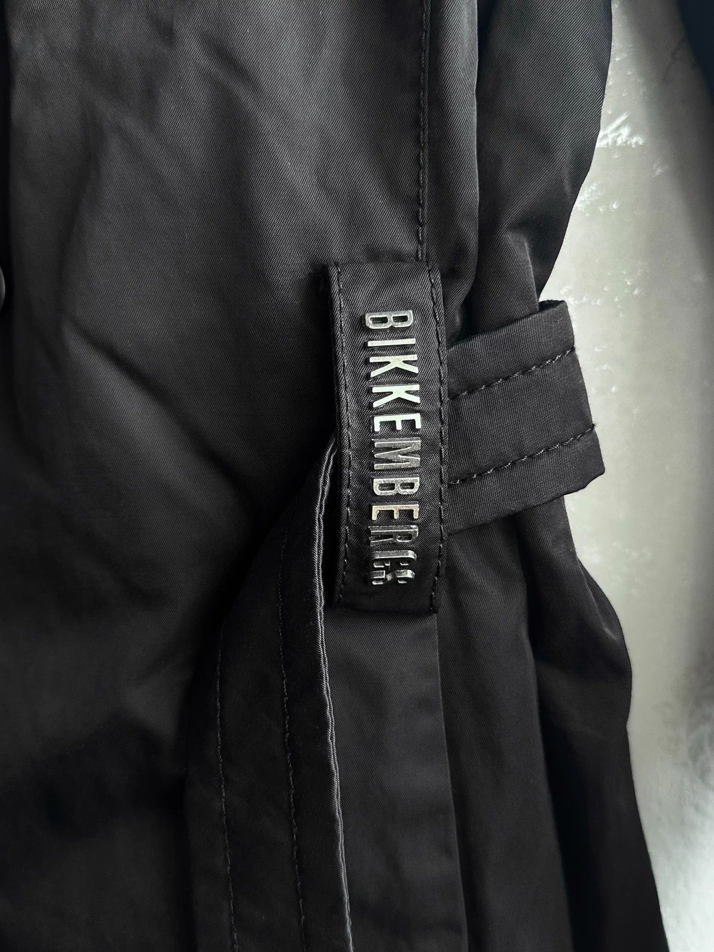 Dirk Bikkembergs Dirk Bikkembergs 09aw Waisted Buttoned Trench Coat Size US L / EU 52-54 / 3 - 6 Thumbnail