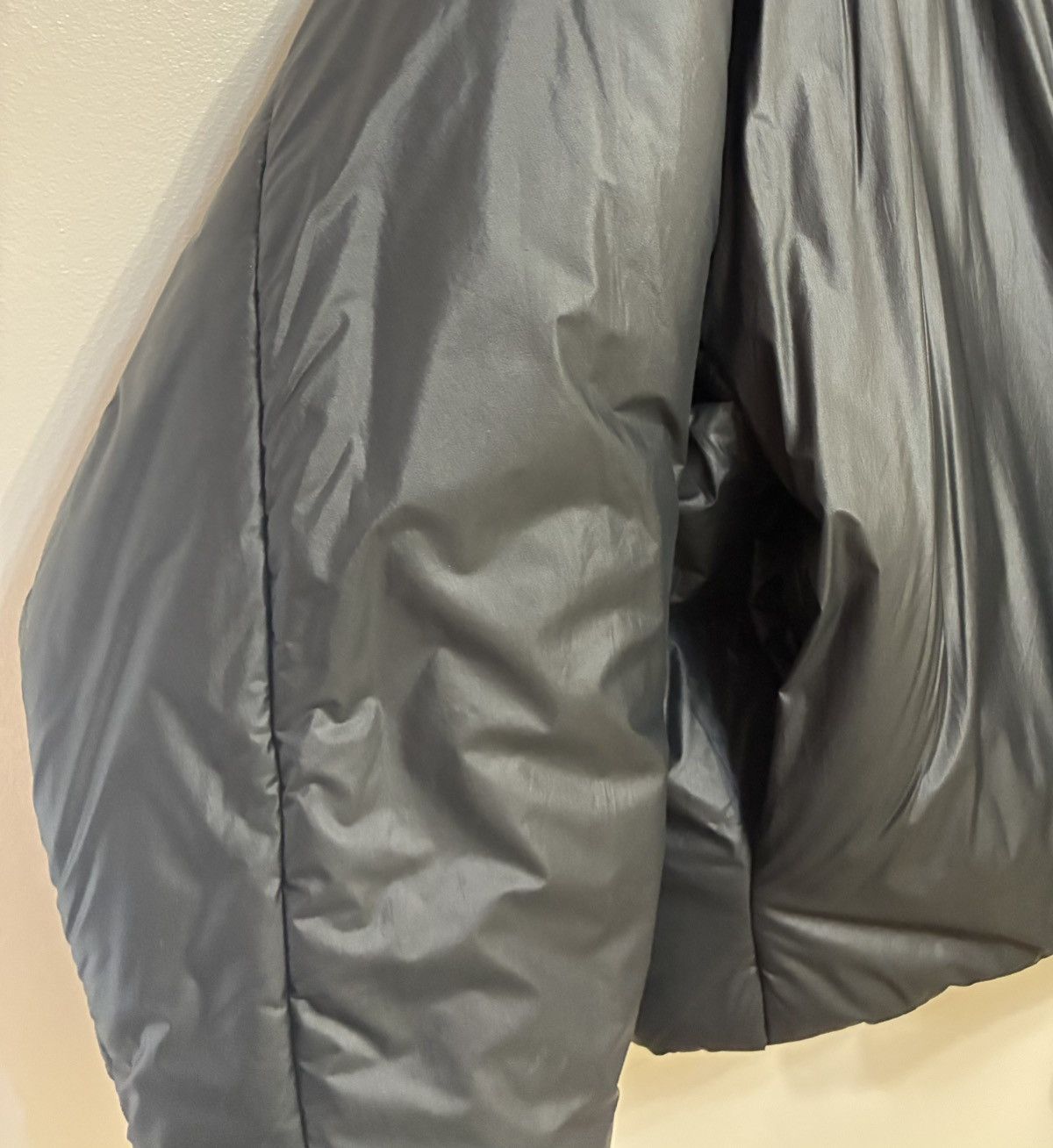 Yeezy Yeezy Oversized Black Bomber Jacket Size US S / EU 44-46 / 1 - 11 Thumbnail