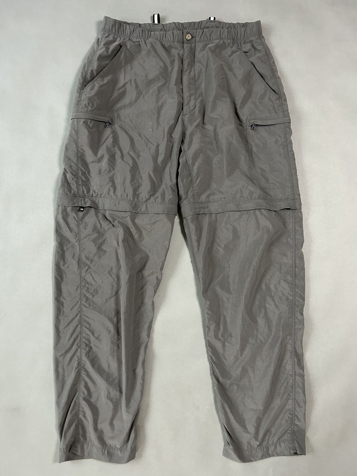 The North Face × Vintage The North Face vintage grey nylon track pants shorts TNF Size US 30 / EU 46 - 2 Thumbnail
