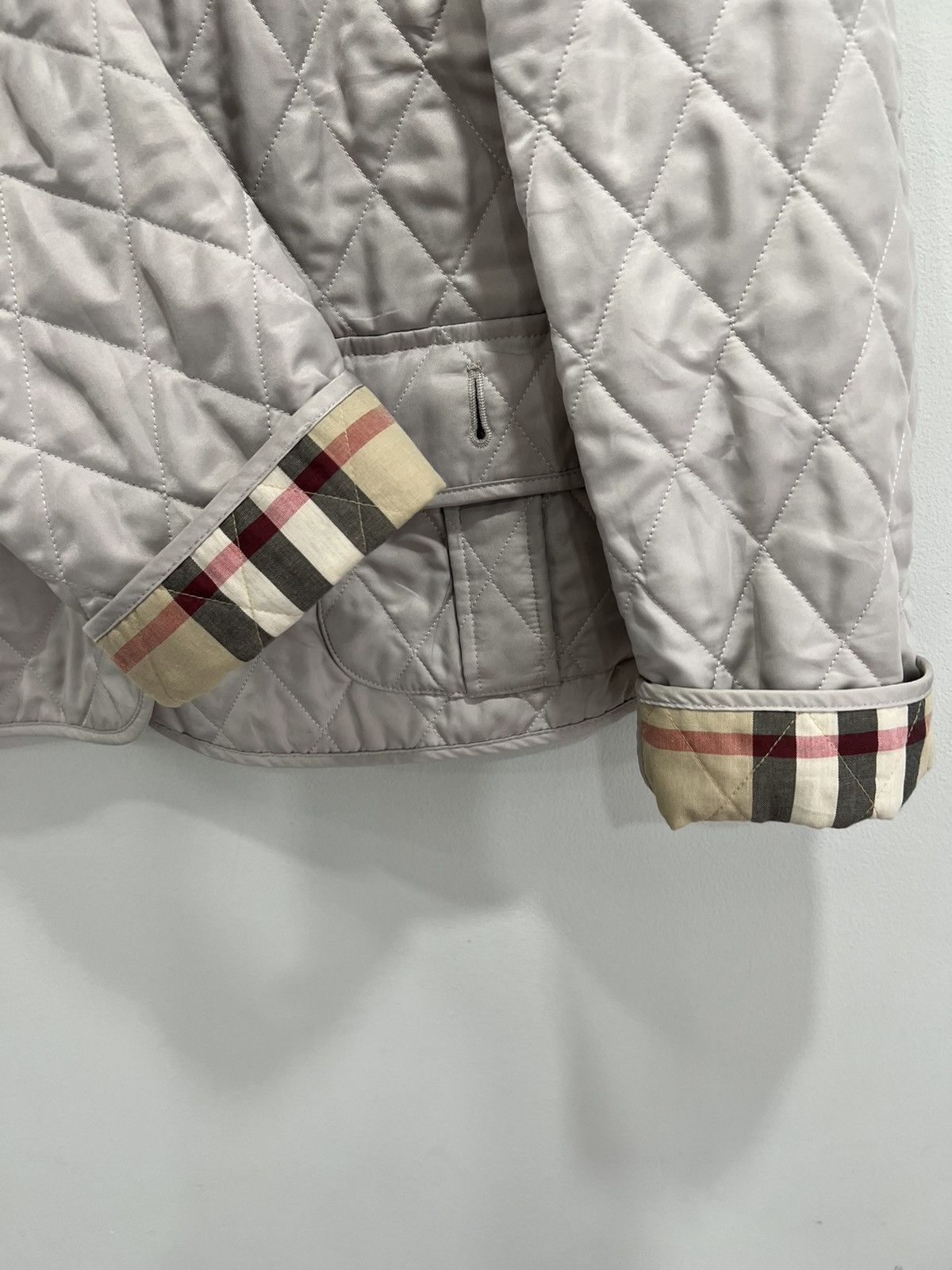 Burberry Womens Burberry Brit Diamond Quilted Jacket Nova Check Size L / US 10 / IT 46 - 5 Thumbnail