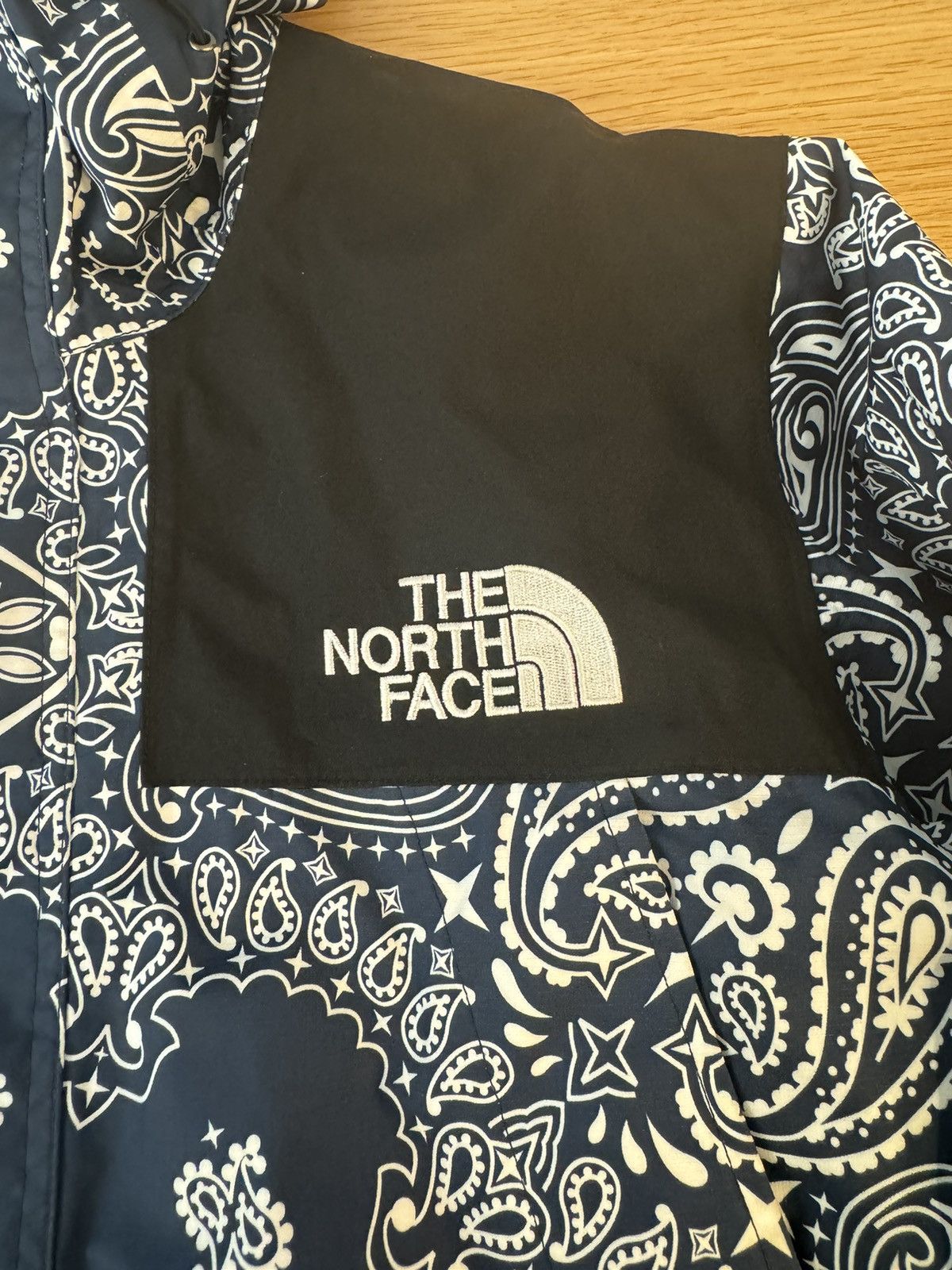 Supreme X The North Face Bandana Mountain Jacket Blue Large