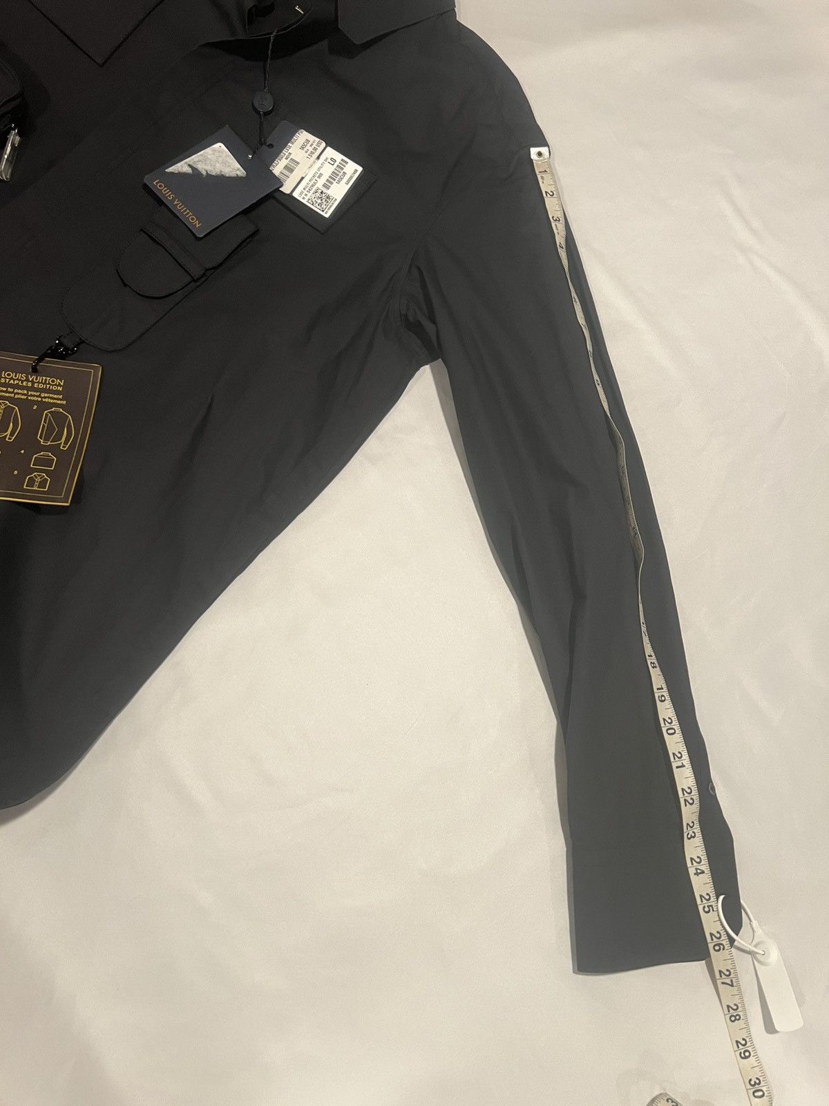 Louis Vuitton Louis Vuitton 3D shirt. L. $1490 Size US L / EU 52-54 / 3 - 12 Thumbnail