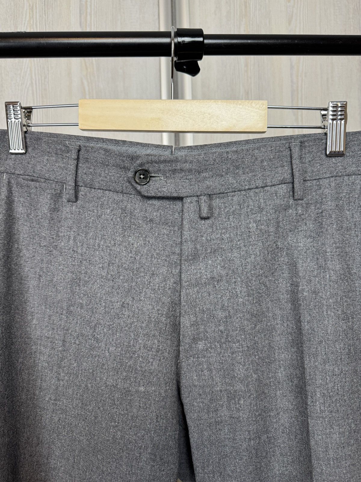 Boggi Boggi Milano made in Italy grey wool buckles classic pants Size US 36 / EU 52 - 4 Thumbnail