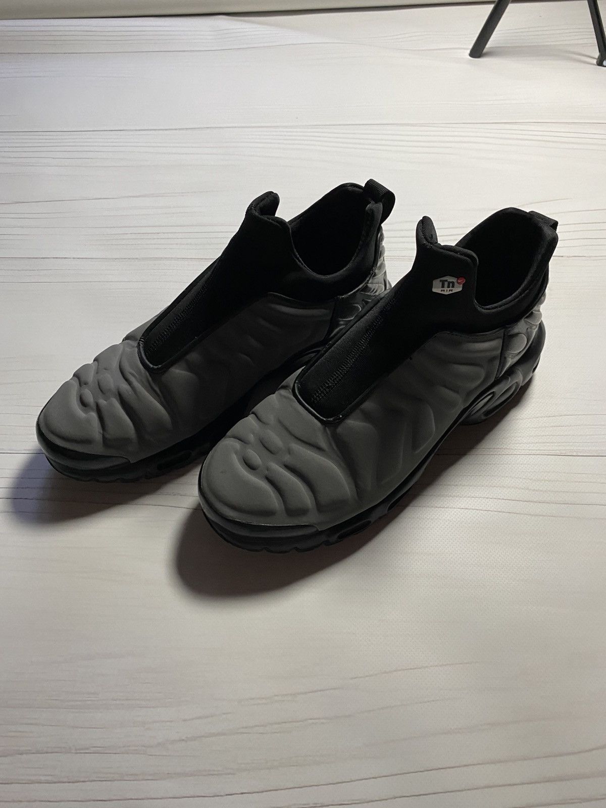 Nike Nike Air Max Tn Plus Slip y2k drill sneakers Size US 8.5 / EU 41-42 - 4 Thumbnail