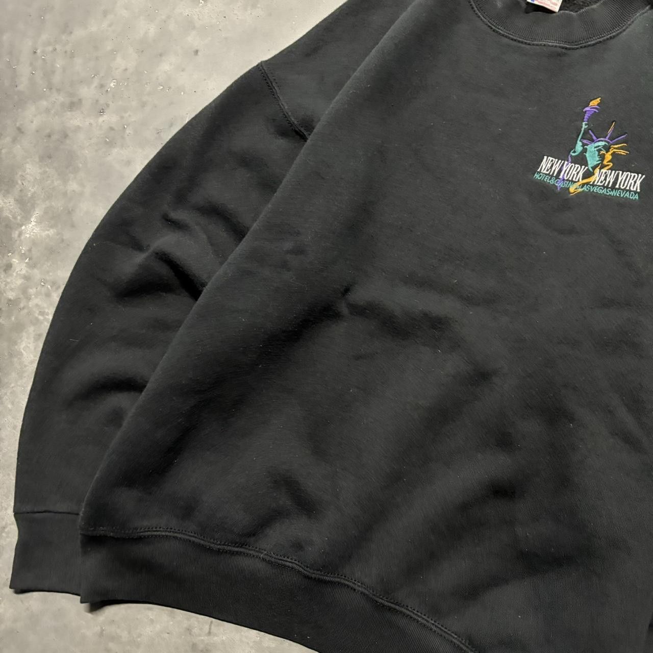 Japanese Brand × Vintage Crazy Vintage 90s Black New York Embroidered Essential Crewneck! Size US L / EU 52-54 / 3 - 4 Thumbnail