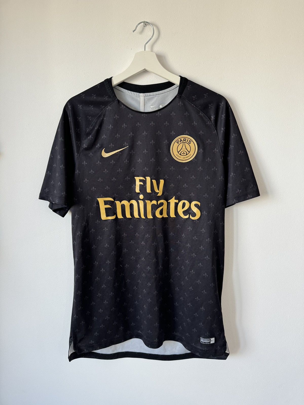 Psg black jersey 2019 online