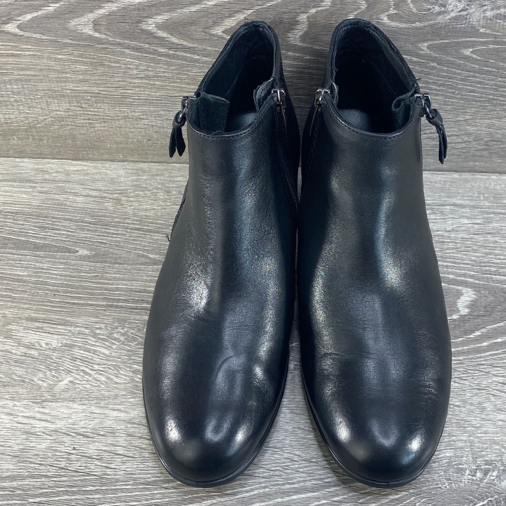 Ecco ECCO Boots Women's Black Leather Danish Design Ankle Booties Side Zip 9 EU 40 UK 7 US 9 Size US 7 / IT 37 - 3 Thumbnail