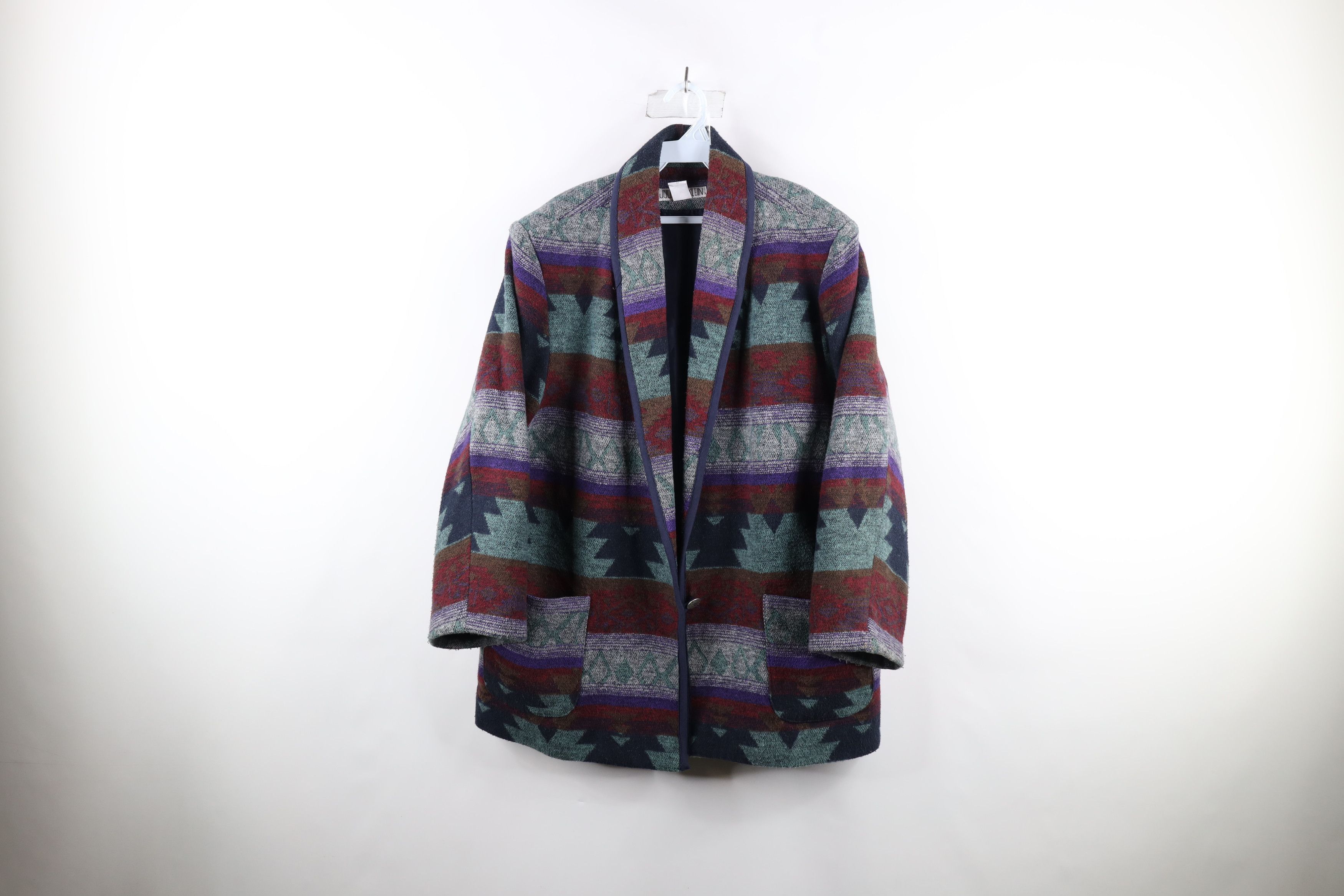 Image of Vintage 90's Streetwear Southwestern Fiesta Blanket Jacket, Women's (Size 2XL)