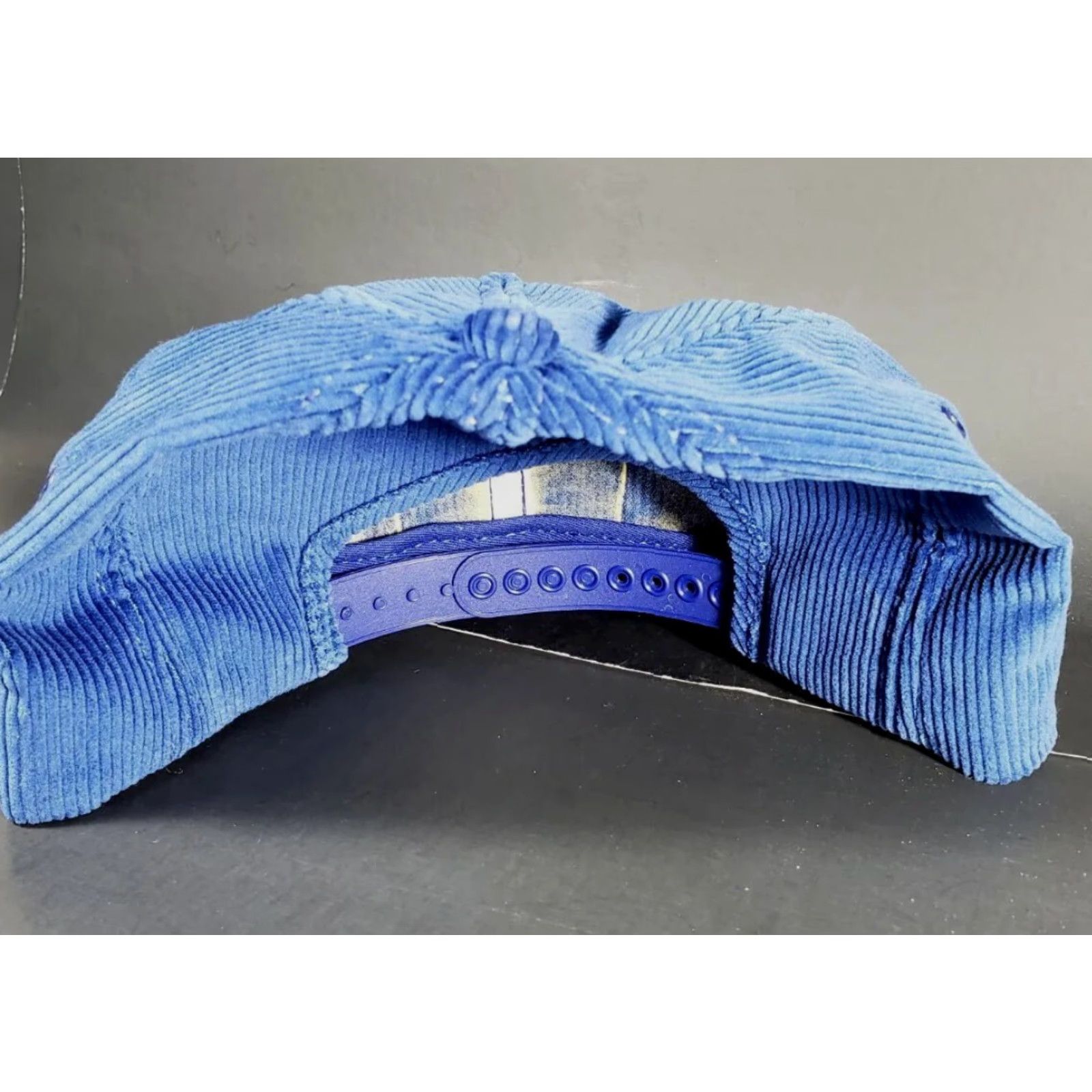 Vintage VTG New Holland Patch Blue Corduroy Snapback Hat Men Adjustable USA Size ONE SIZE - 4 Thumbnail