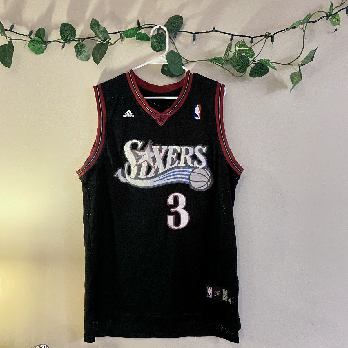 Image of Allen Iverson Philadelphia 76Ers Nba Jersey in Black, Men's (Size XL)