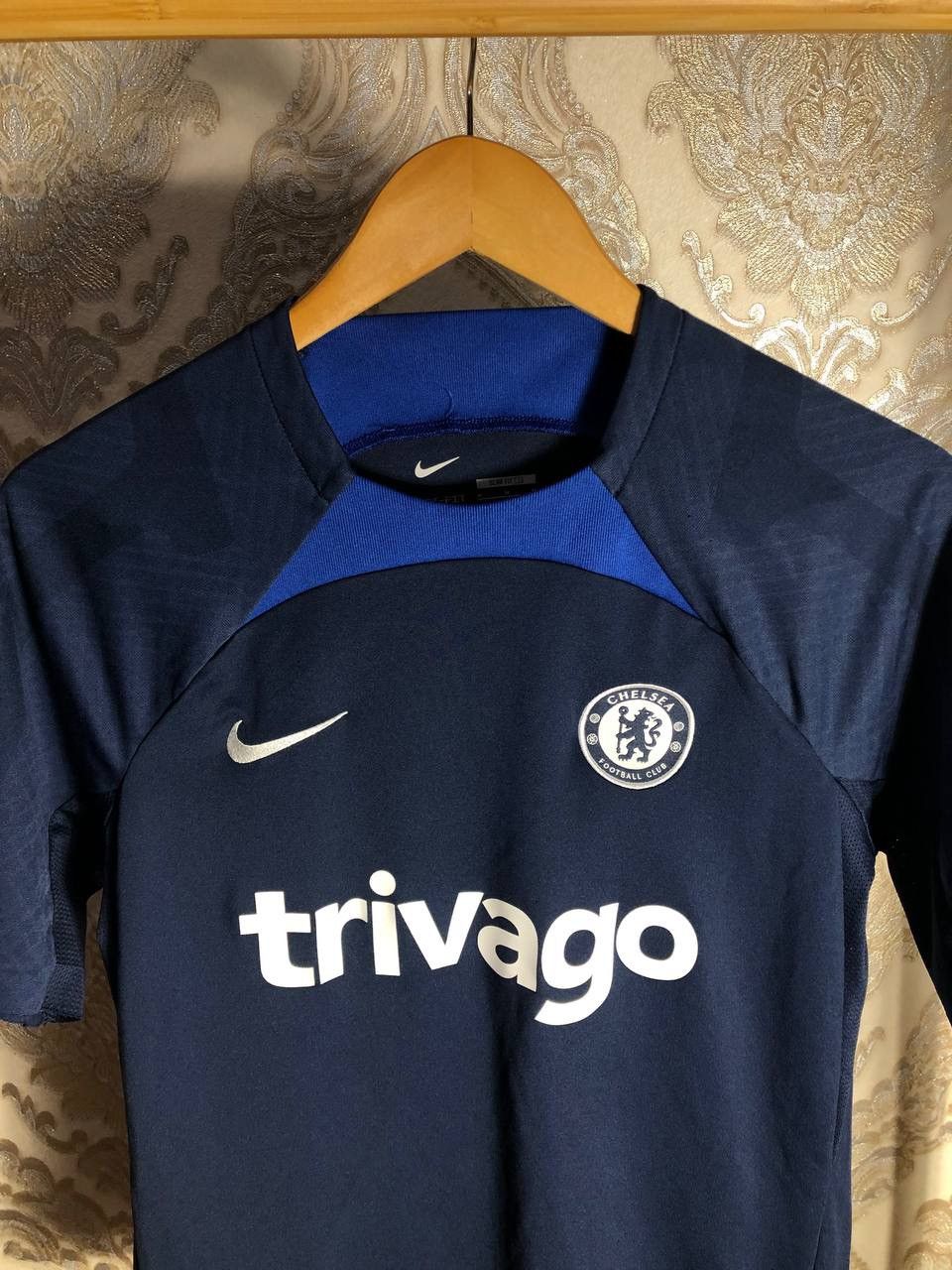 Nike VINTAGE NIKE FC CHELSEA LONDON ENGLAND SOCCER JERSEY RETRO Size US M / EU 48-50 / 2 - 2 Thumbnail