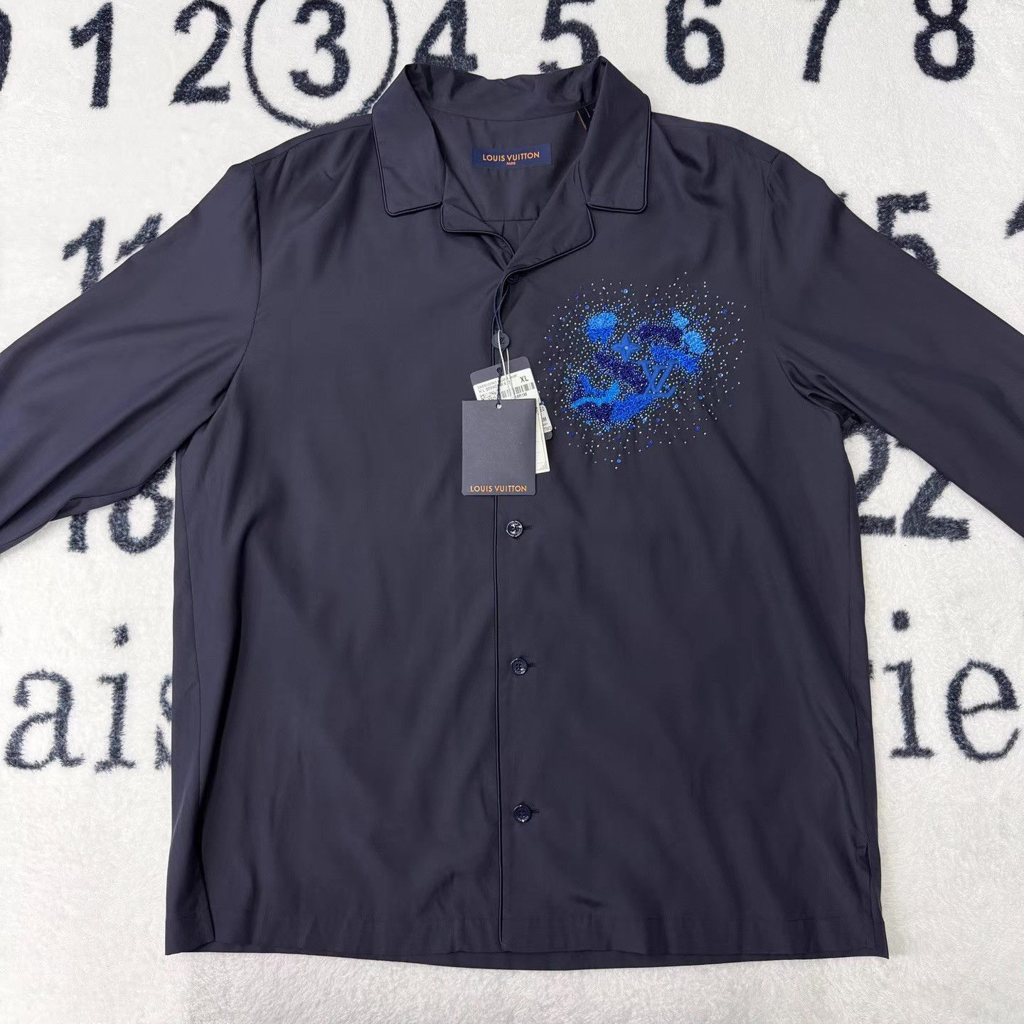 Louis Vuitton Blue Embroidered Long Sleeve Button-Up Shirt Size US XL / EU 56 / 4 - 1 Thumbnail
