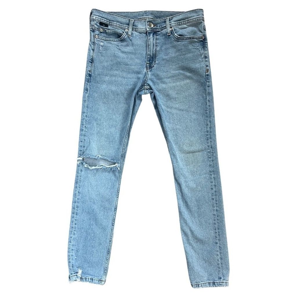 Bdg BDG Jeans Light-wash Blue Distressed Women’s Size 30. Size 30" / US 8 / IT 44 - 16 Thumbnail