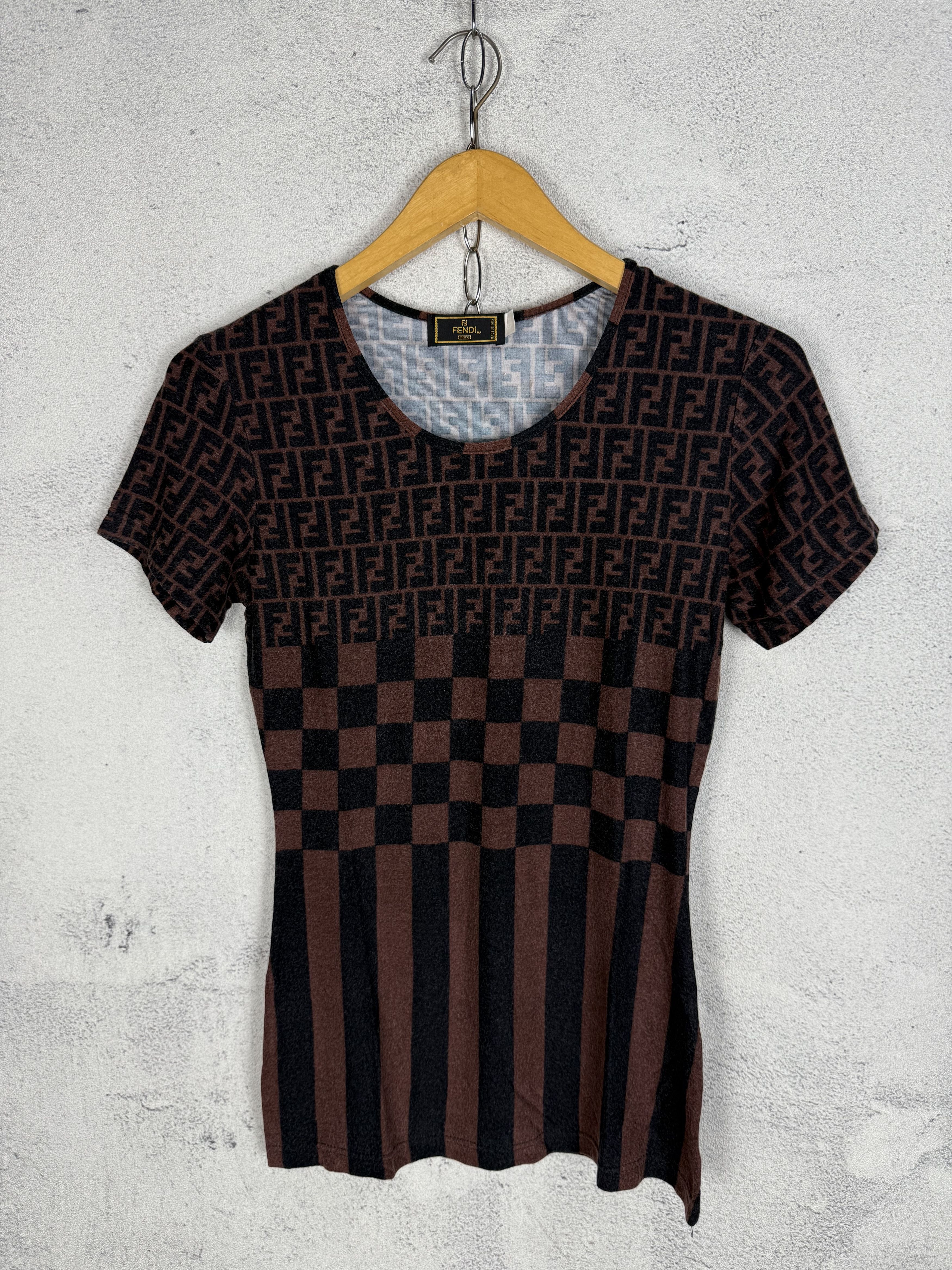 Fendi Vintage Fendi Monogram Top Size 44 Size M / US 6-8 / IT 42-44 - 4 Thumbnail