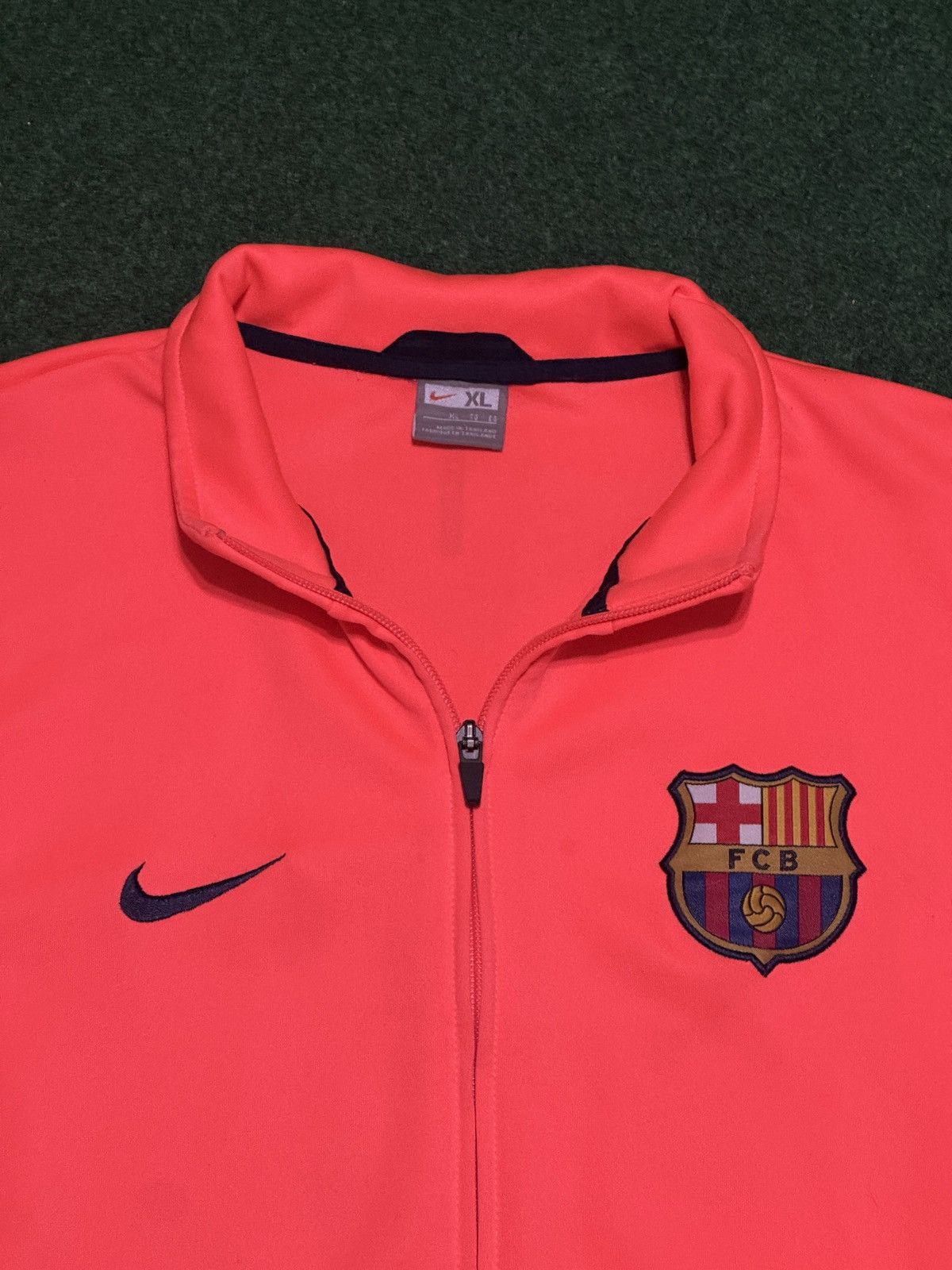 Nike Barcelona 10/11 Football Nike Soccer Alt XL Zip Sweatshirt Size US XL / EU 56 / 4 - 2 Thumbnail