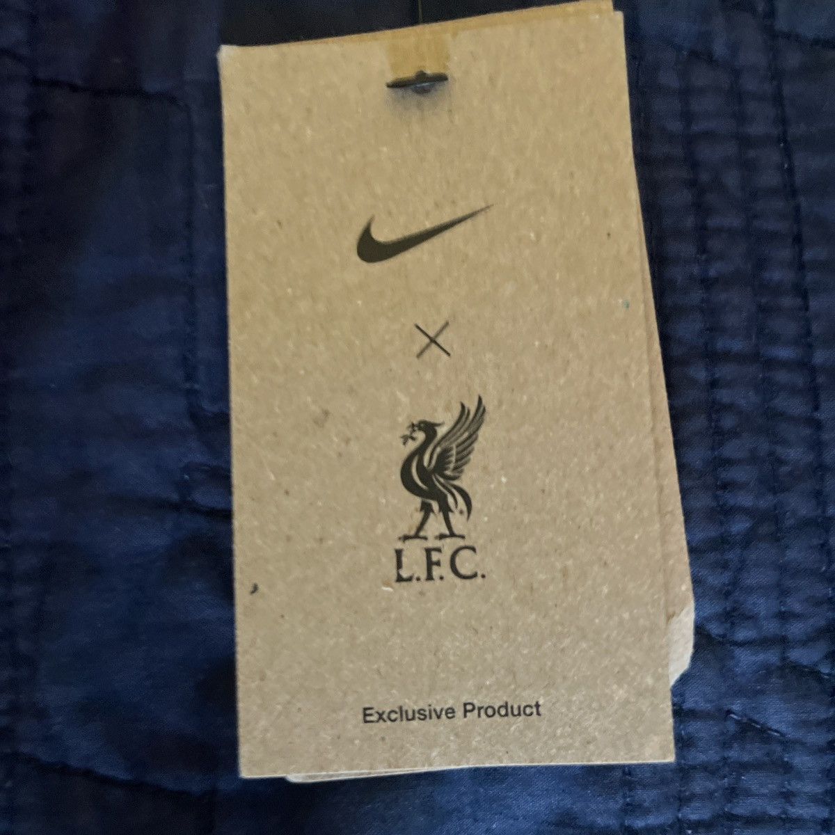 Nike 22/23 Liverpool kit Size US M / EU 48-50 / 2 - 2 Thumbnail
