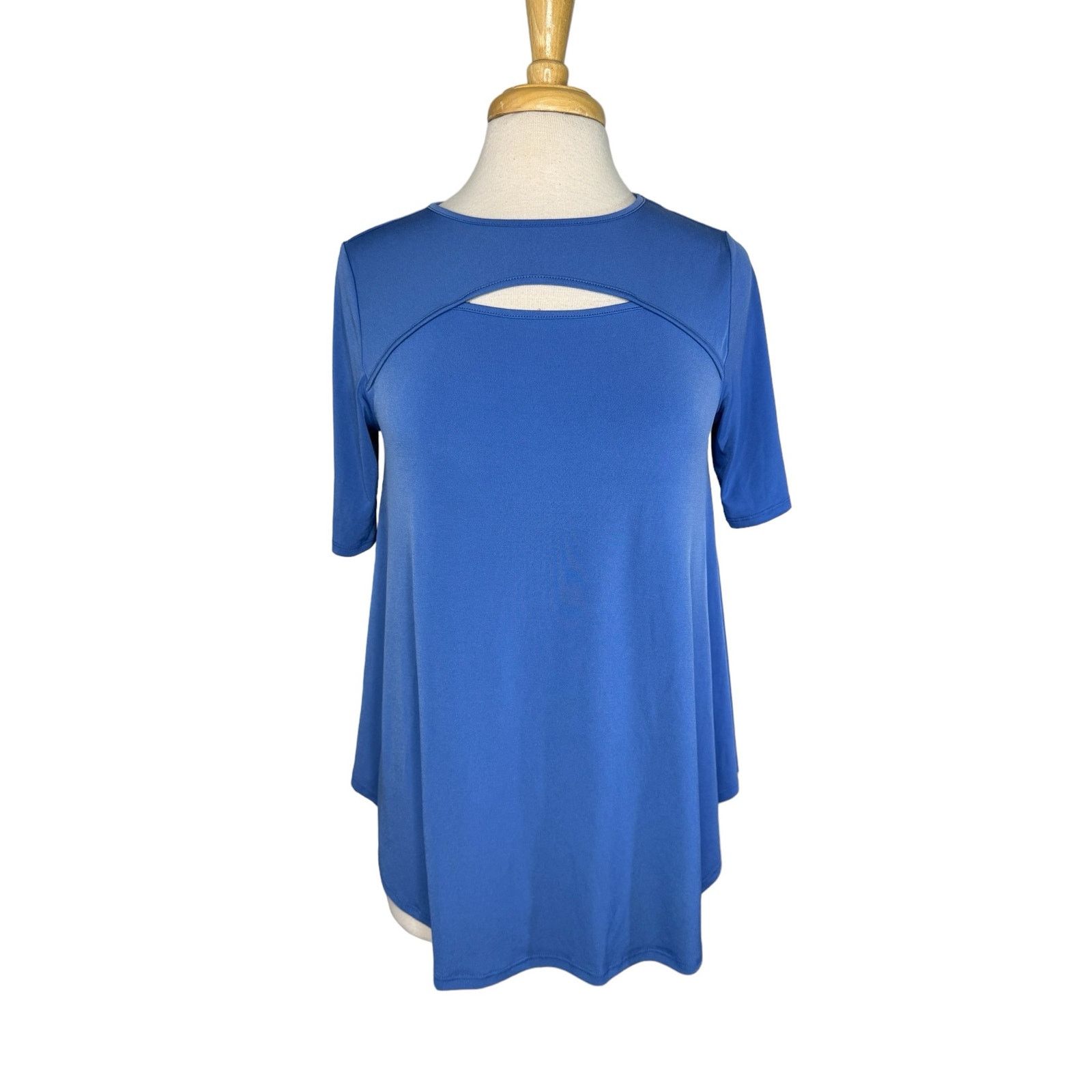 Chicos BY CHICOS Cornflower Blue Keyhole 3/4 Sleeve Top Small 0 Size S / US 4 / IT 40 - 1 Thumbnail