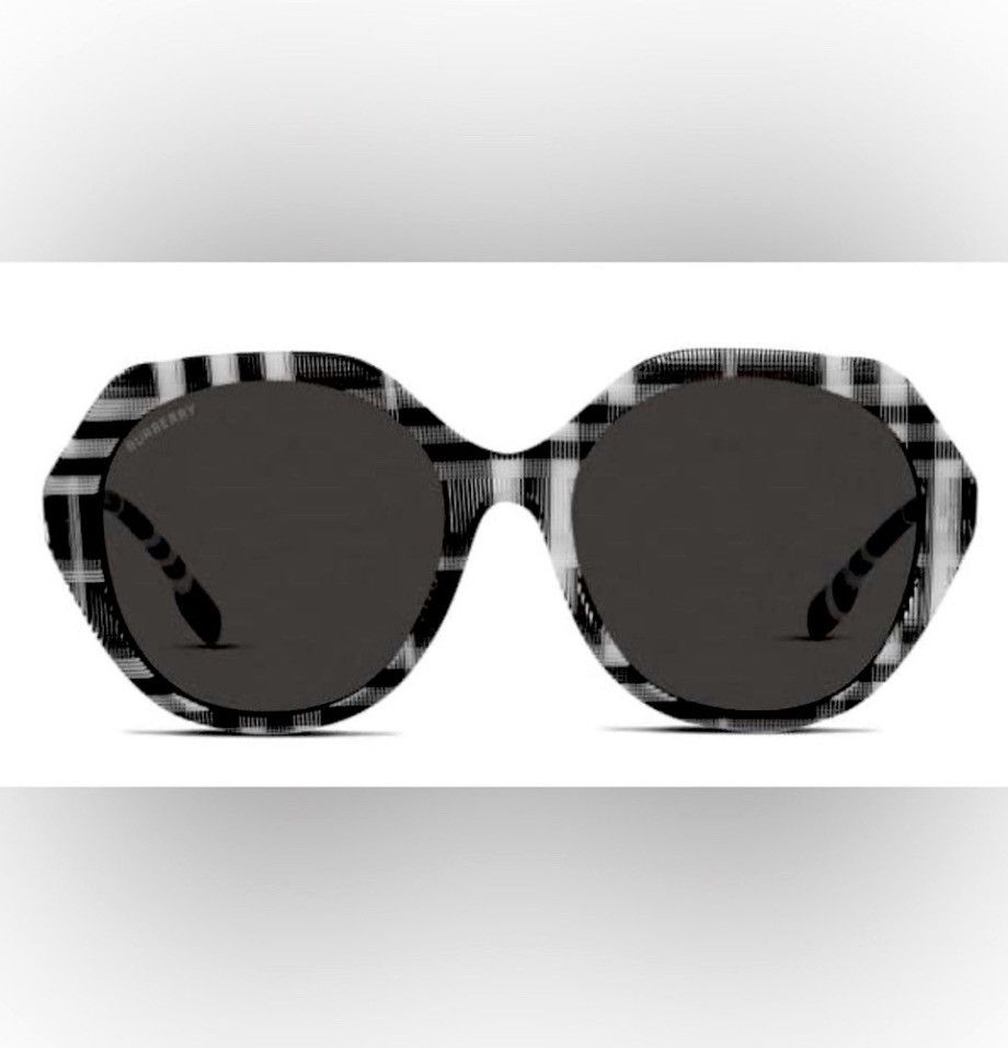 Burberry **SOLD*NEW! Burberry Vanessa Sunglasses in Box Size ONE SIZE - 2 Thumbnail