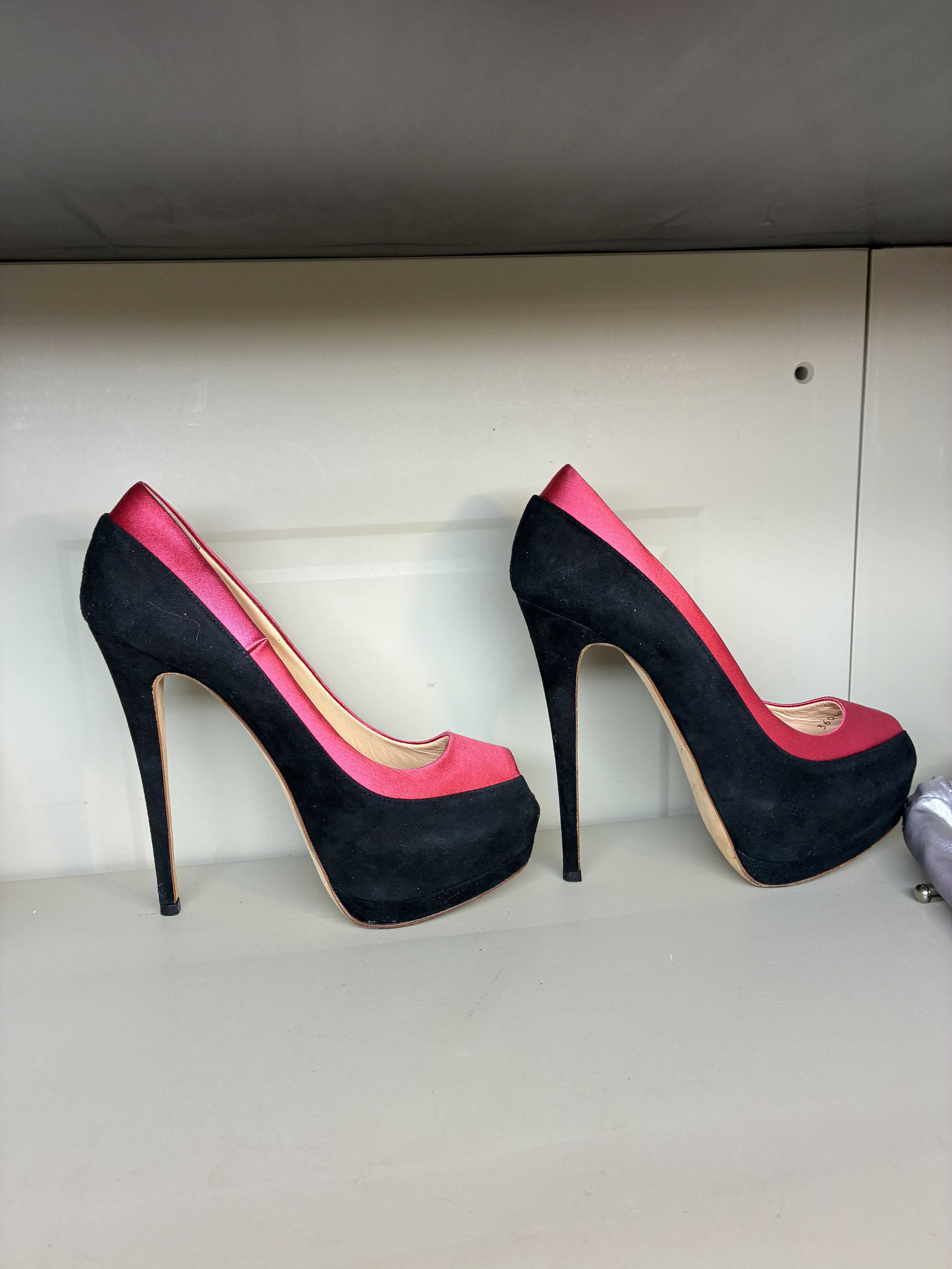 Giuseppe Zanotti Giuseppe Zanotti Pink Suede Satin Toe Platform Pumps Sz 38 Size US 7.5 / IT 37.5 - 3 Thumbnail