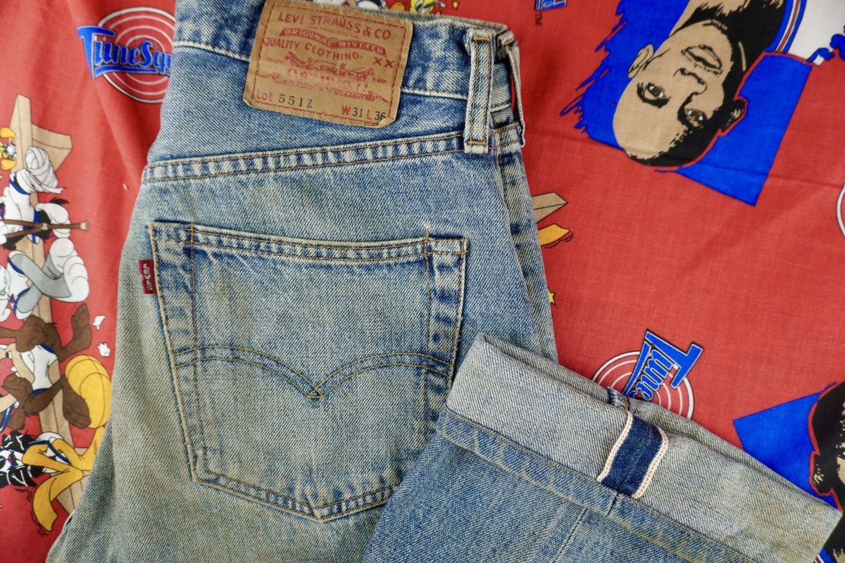 Levi's Vtg levis 551z 90s Big E Japan Made Selvedge Distressed Size US 30 / EU 46 - 1 Thumbnail