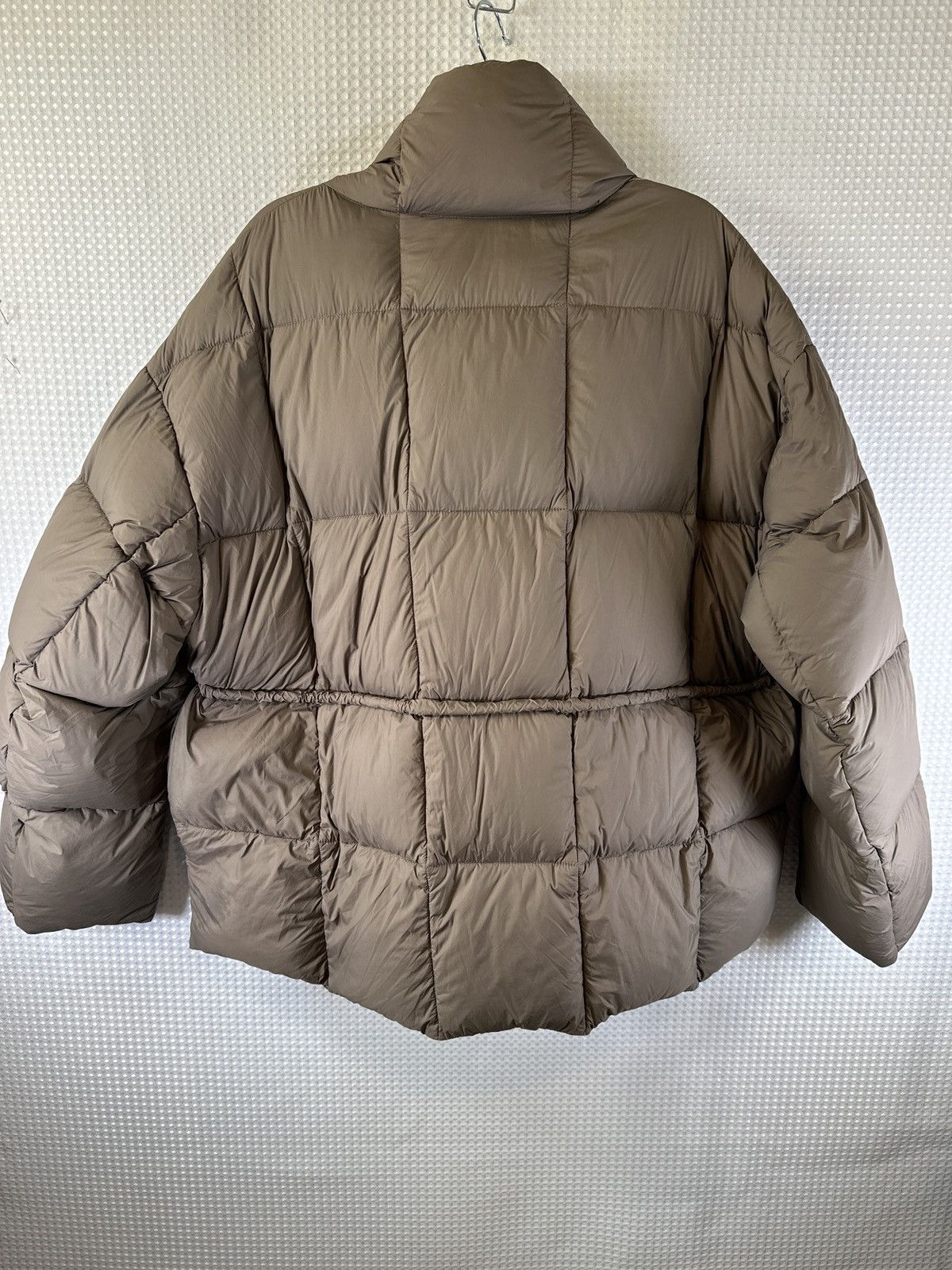 Zara ZARA BELTED SHORT PUFFER JACKET ZW COLLECTION Size L / US 10 / IT 46 - 6 Thumbnail