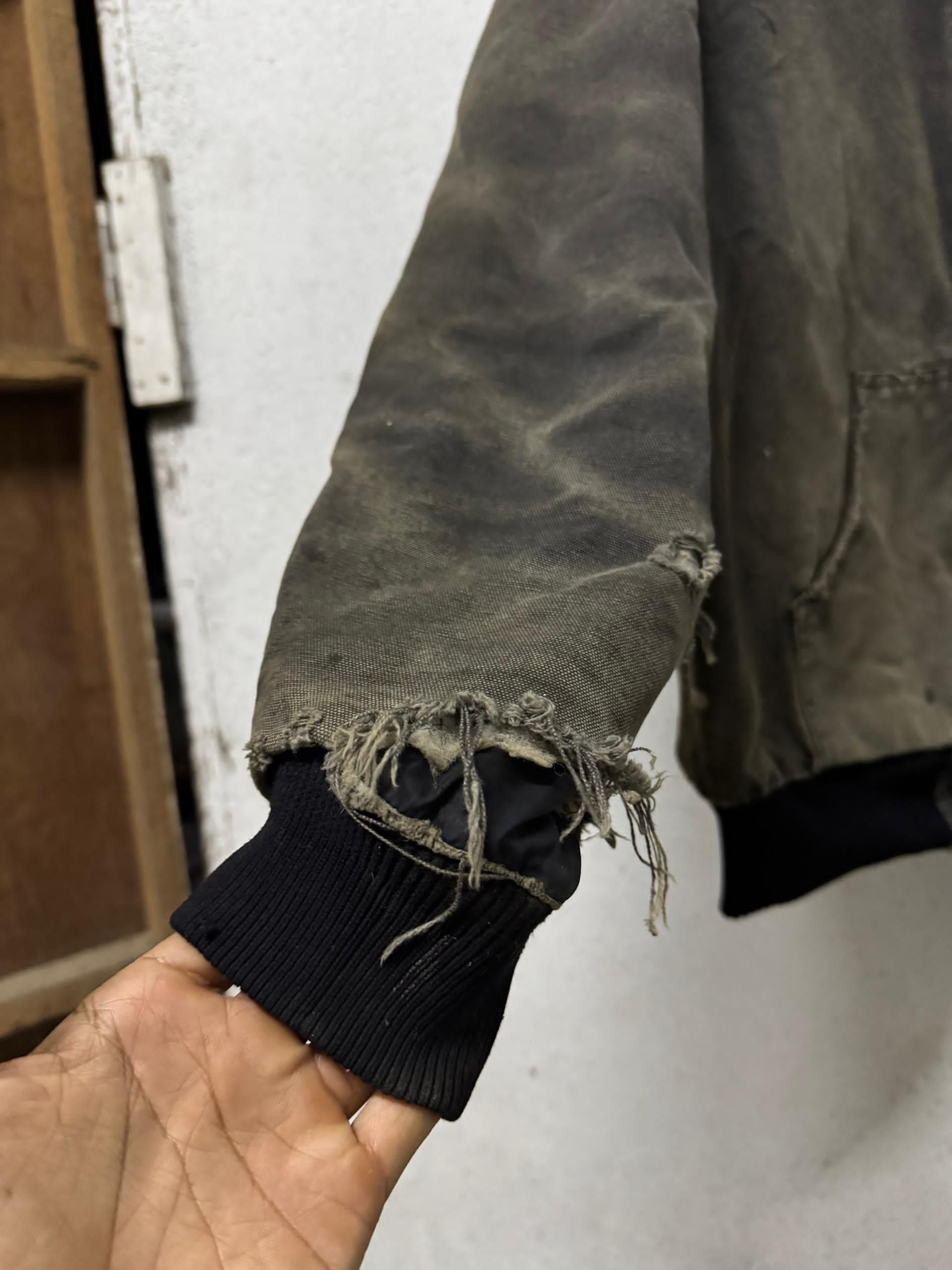 Carhartt Vintage sunfaded distressed carhatt hooded jacket workwear Size US M / EU 48-50 / 2 - 5 Thumbnail