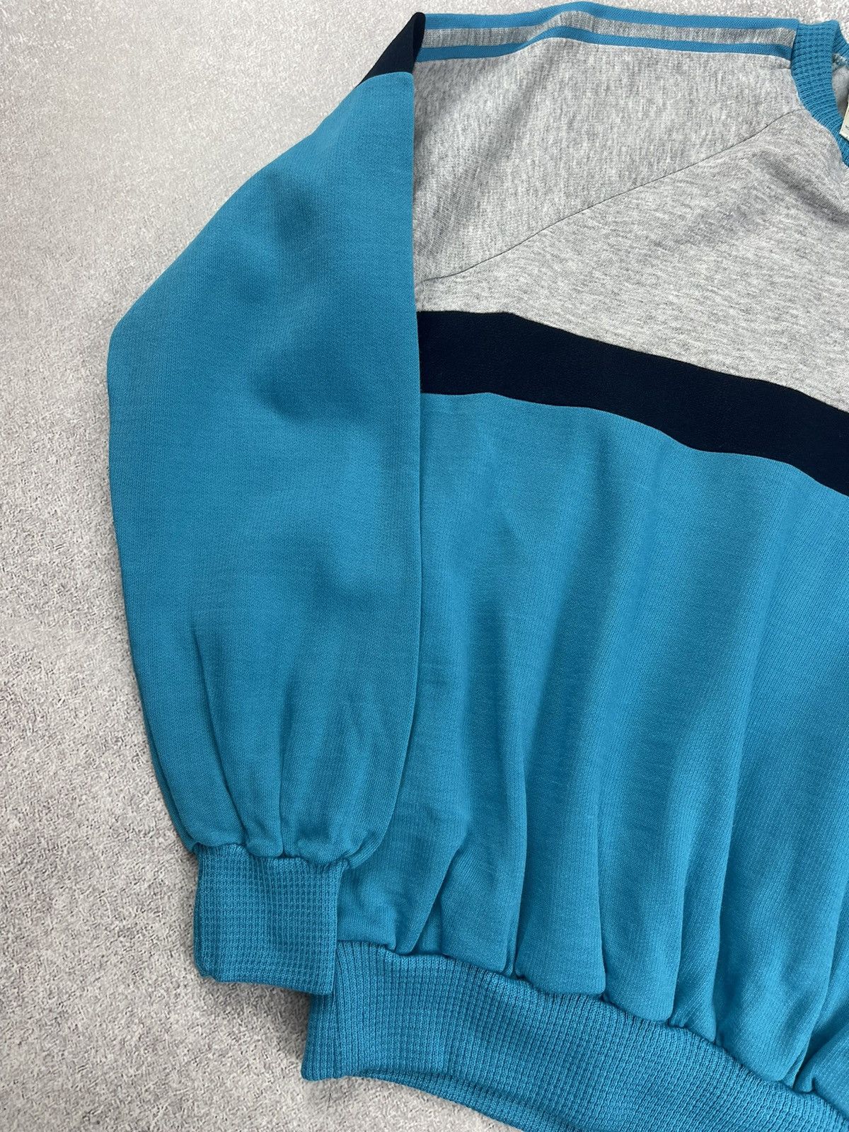 Adidas Vintage Adidas Ventex Retro Tracksuit Made in France Size M Size US M / EU 48-50 / 2 - 4 Thumbnail
