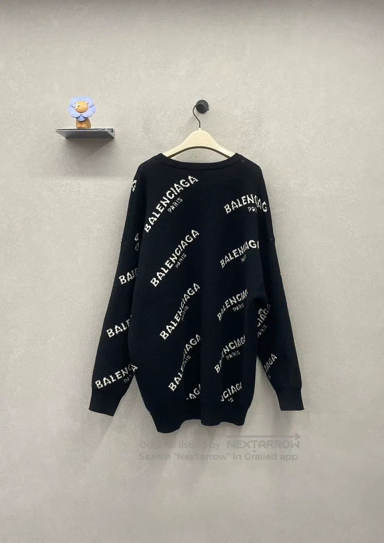 Balenciaga Balenciaga Black All-over Logo Sweater Size XS / US 0-2 / IT 36-38 - 2 Thumbnail