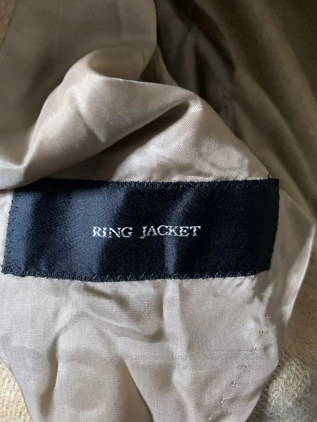 Ring Jacket brand new double-breasted jacket in brown. Size US L / EU 52-54 / 3 - 5 Thumbnail