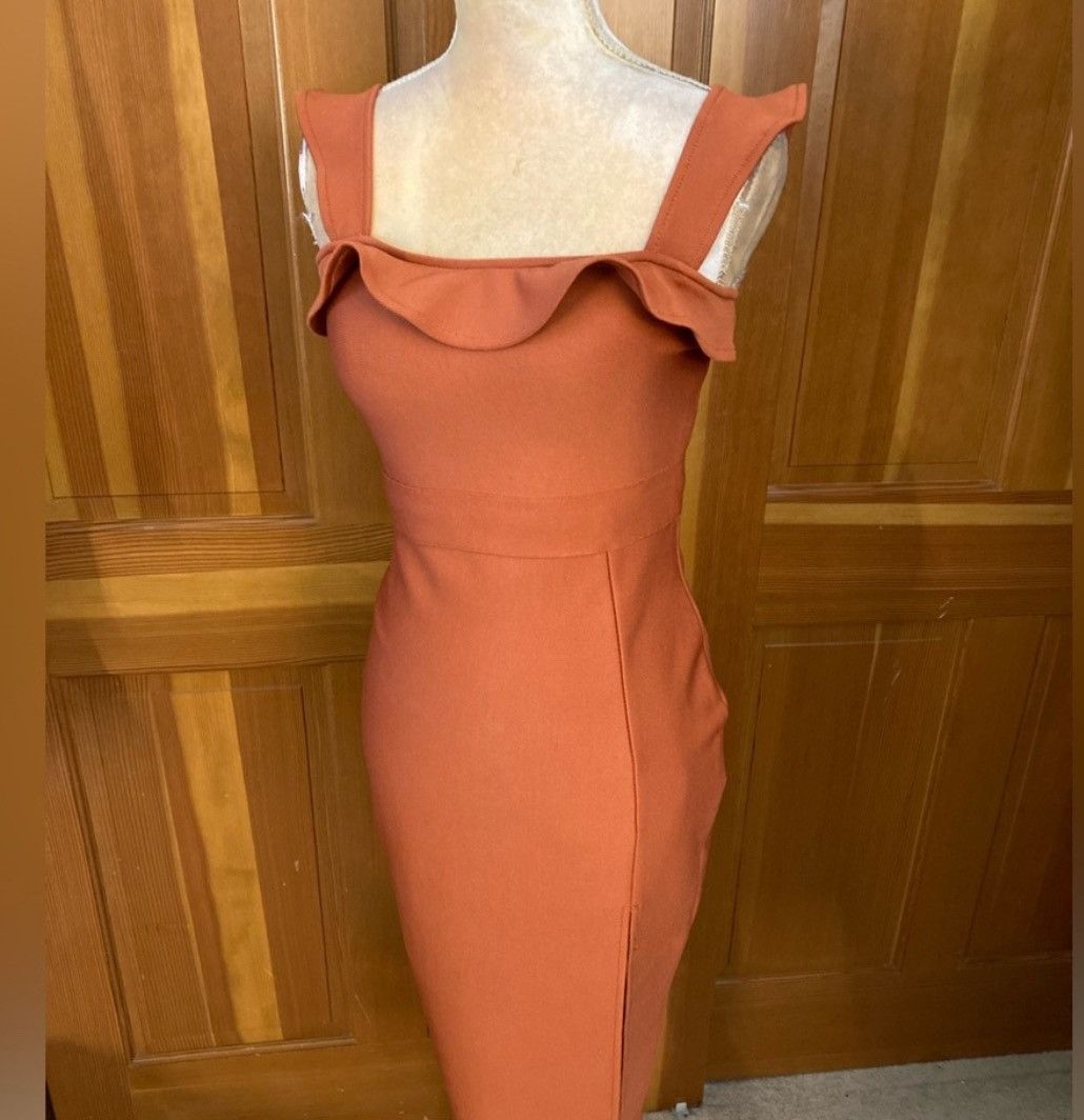Designer × Other Nwt, Lavishly Paris Women’s Ruffle Trim Bandage Dress. Size M / US 6-8 / IT 42-44 - 10 Thumbnail