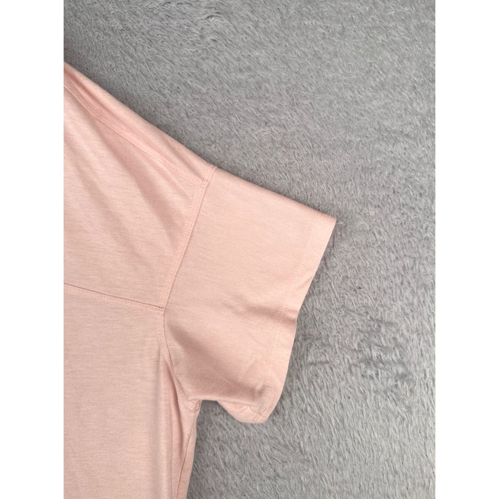 The North Face The North Face Shirt Womens L Pink Hooded V-Neck Short Sleeve Polyester Outdoor Womens Size L / US 10 / IT 46 - 2 Thumbnail