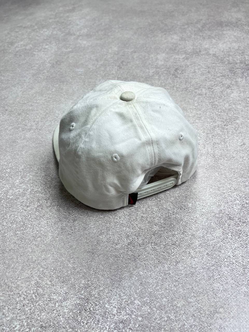 Nike VINTAGE NIKE SWOOSH SNAPBACK CAP Y2K OS Size ONE SIZE - 4 Thumbnail