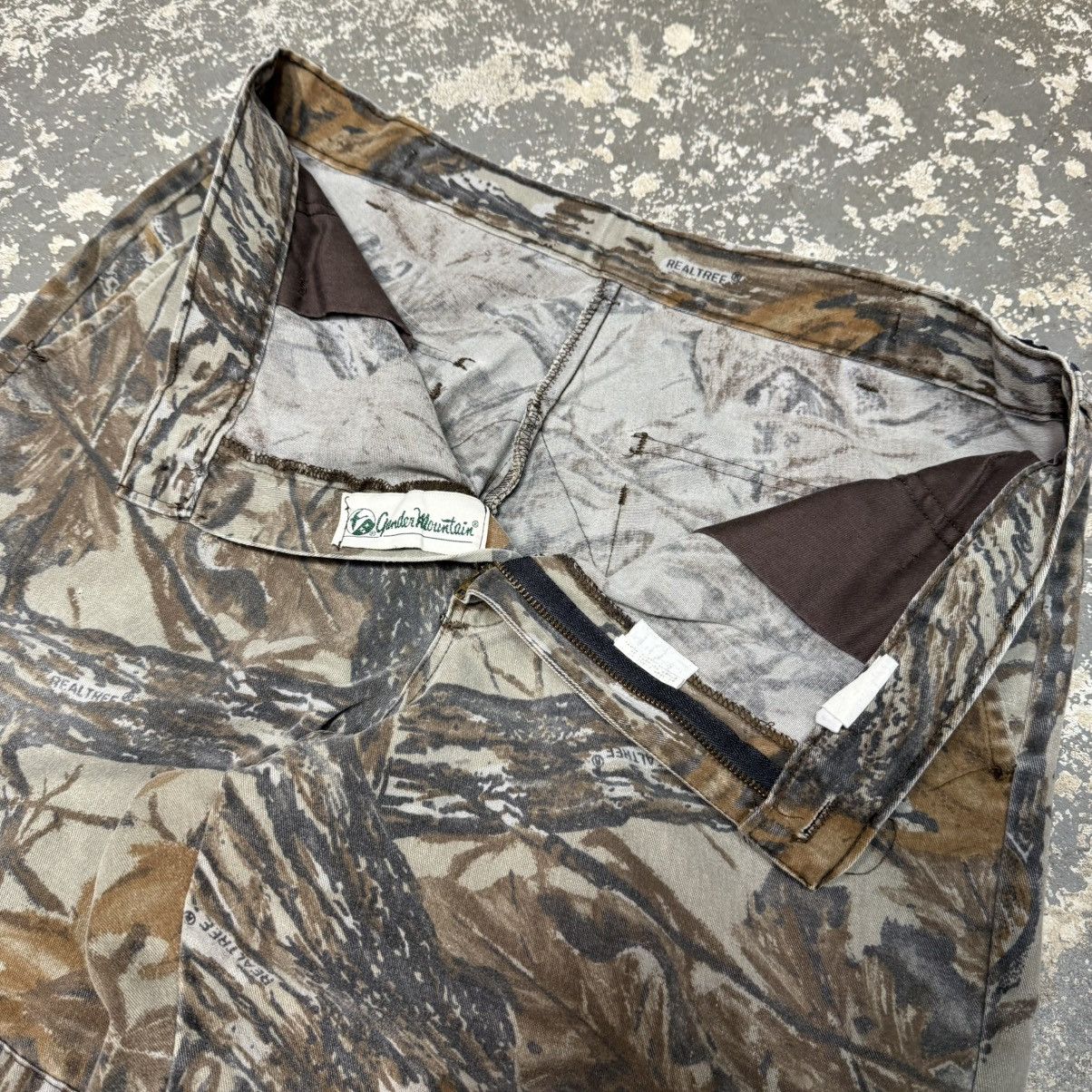 Vintage Vintage Realtree Gander Mountain Camo Baggy Cargo Pants Size US 32 / EU 48 - 10 Thumbnail