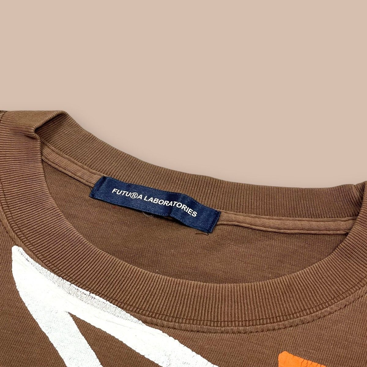 Futura FUTURA Laboratories Alien Character L/S Tee Size US M / EU 48-50 / 2 - 9 Thumbnail