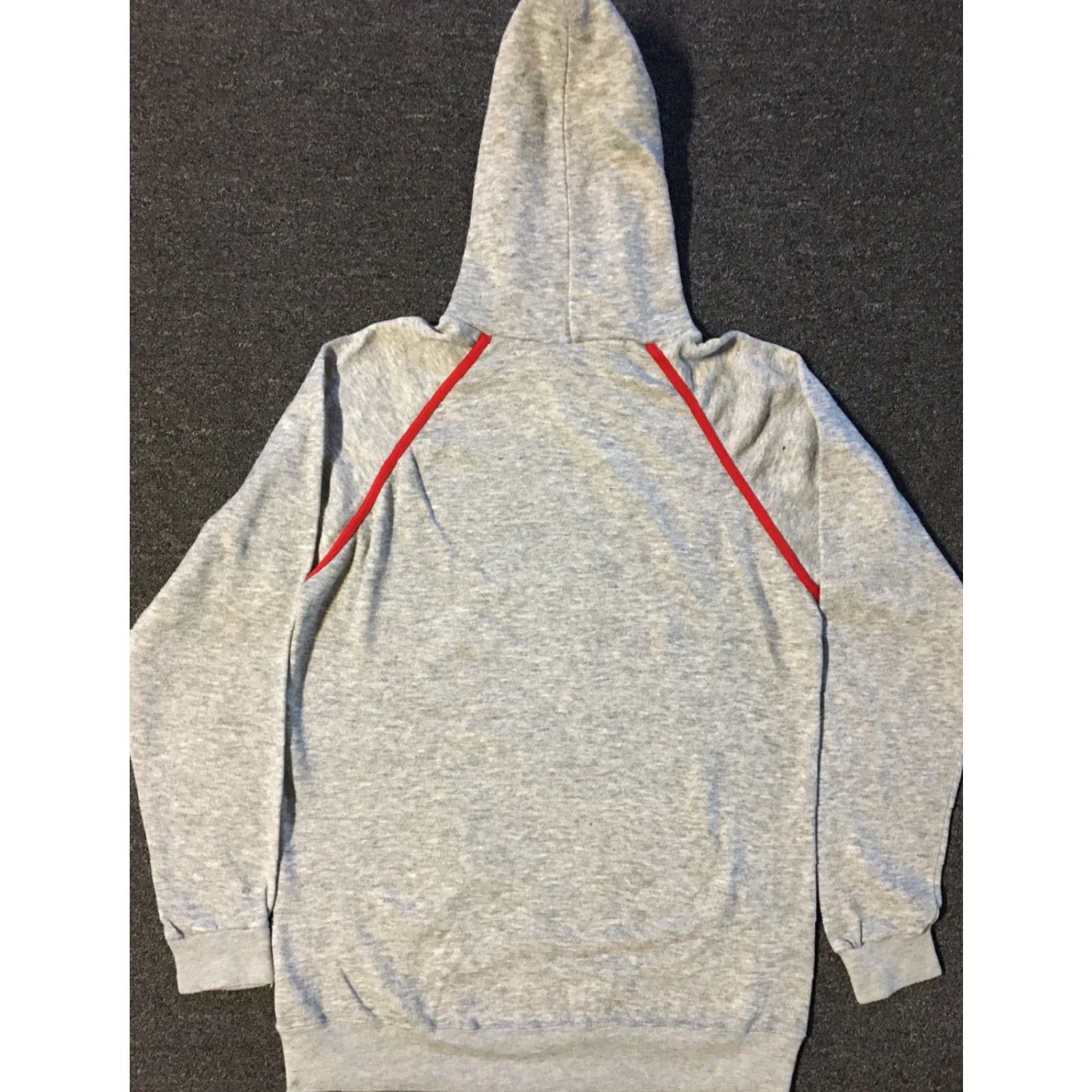 Vintage VINTAGE 70s Distressed Hoodie M Gray Red USA Track Grunge Punk PE Surf Army Biker 90s 80s USA Size US M / EU 48-50 / 2 - 5 Thumbnail