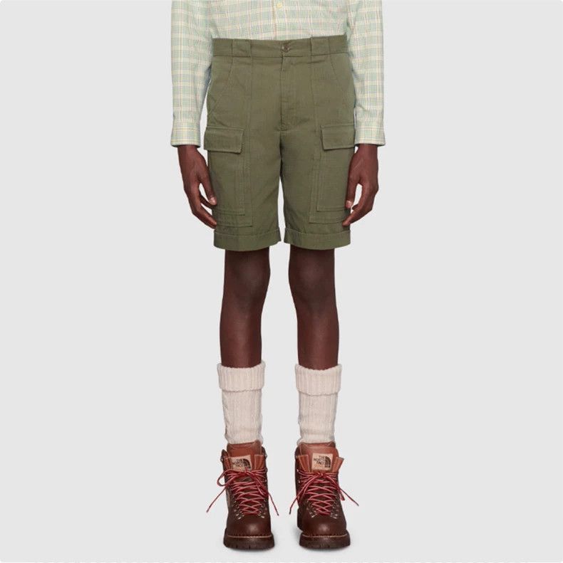 Gucci Gucci The North Face co-branded army green pocket shorts 25 Size US 32 / EU 48 - 3 Thumbnail
