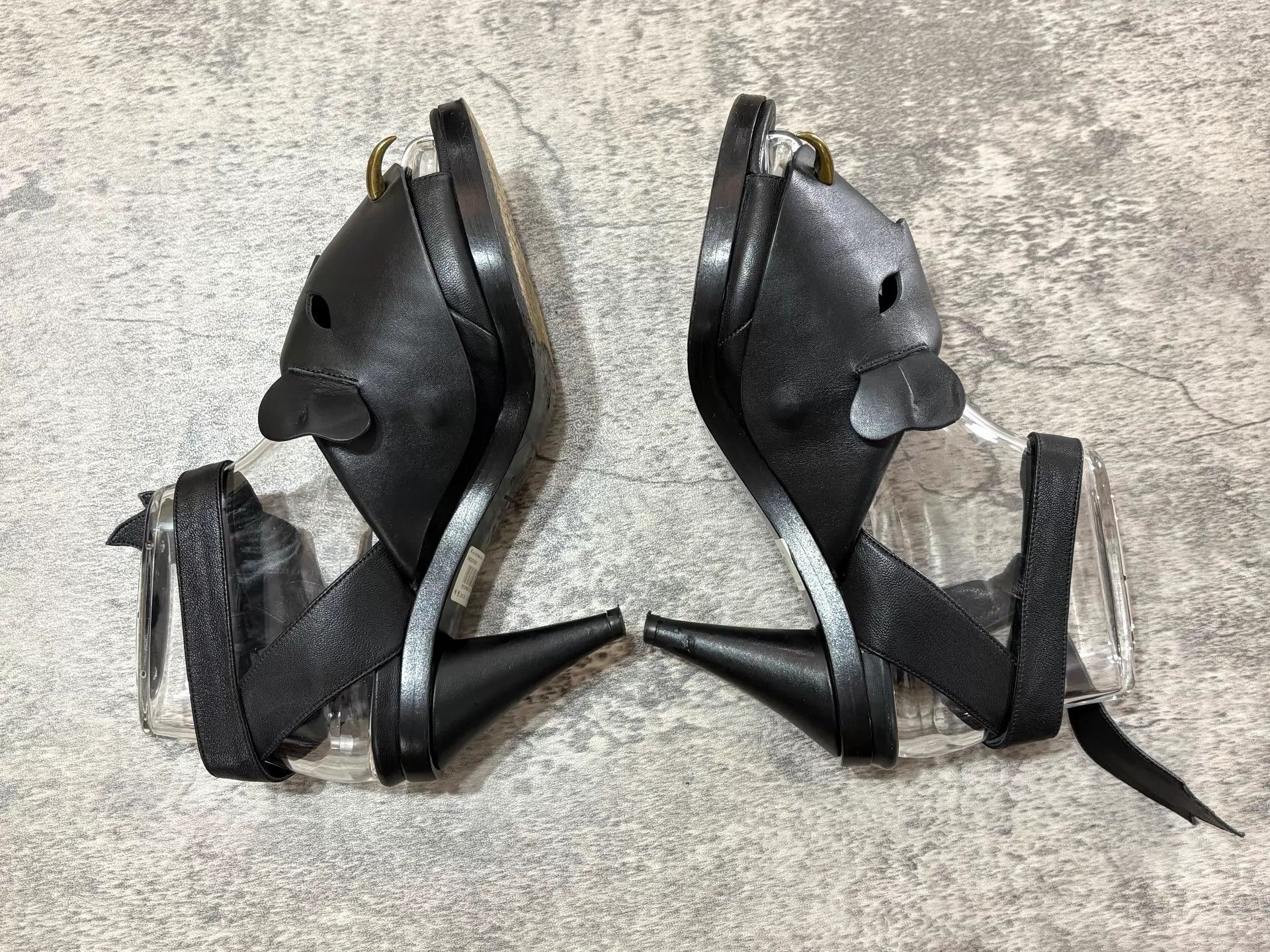 Vivienne Westwood Vivienne Westwood Vintage Tiger Head Strap Kitten Heel 38 Size US 7.5 / IT 37.5 - 5 Thumbnail