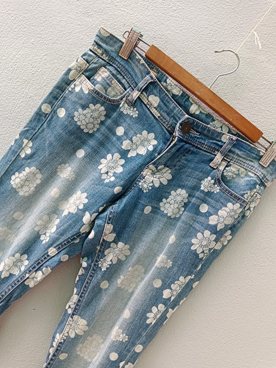 Betty Smith floral Jeans