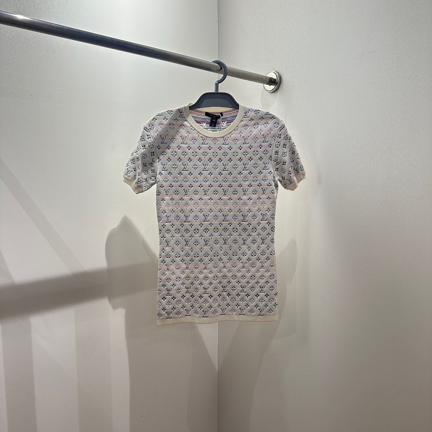 Louis Vuitton Louis Vuitton Monogram Jacquard Knit Top Size XS Size XS / US 0-2 / IT 36-38 - 1 Thumbnail