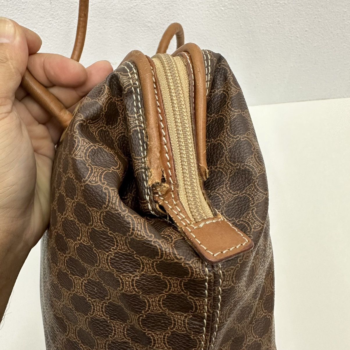Celine ‼️YES‼️ AUTH. CELINE MACADAM SCHULTERTASCHE SHOULDER LONG BAG Size ONE SIZE - 8 Thumbnail