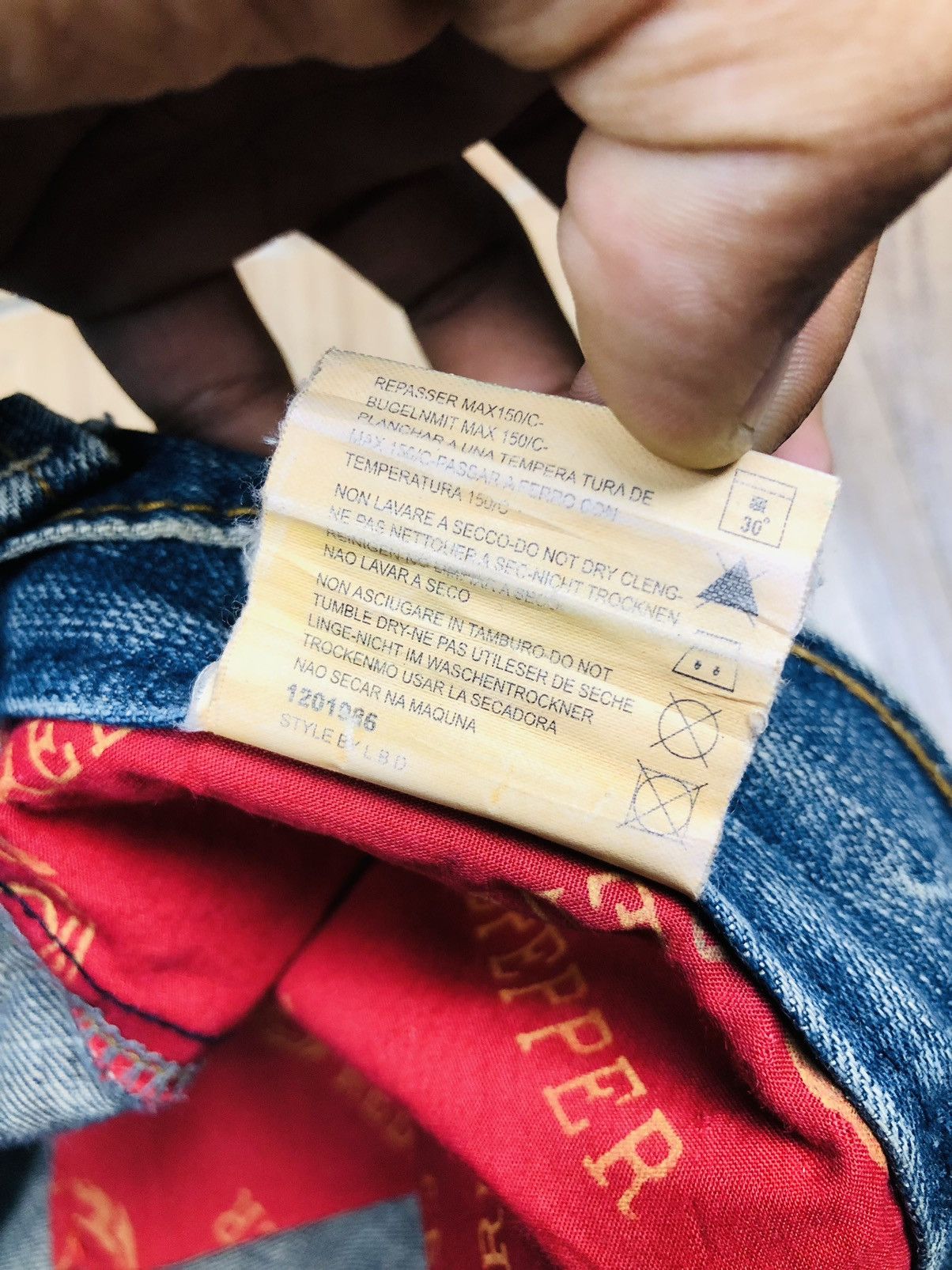 Other Red Pepper Jeans (33) Size US 30 / EU 46 - 18 Thumbnail